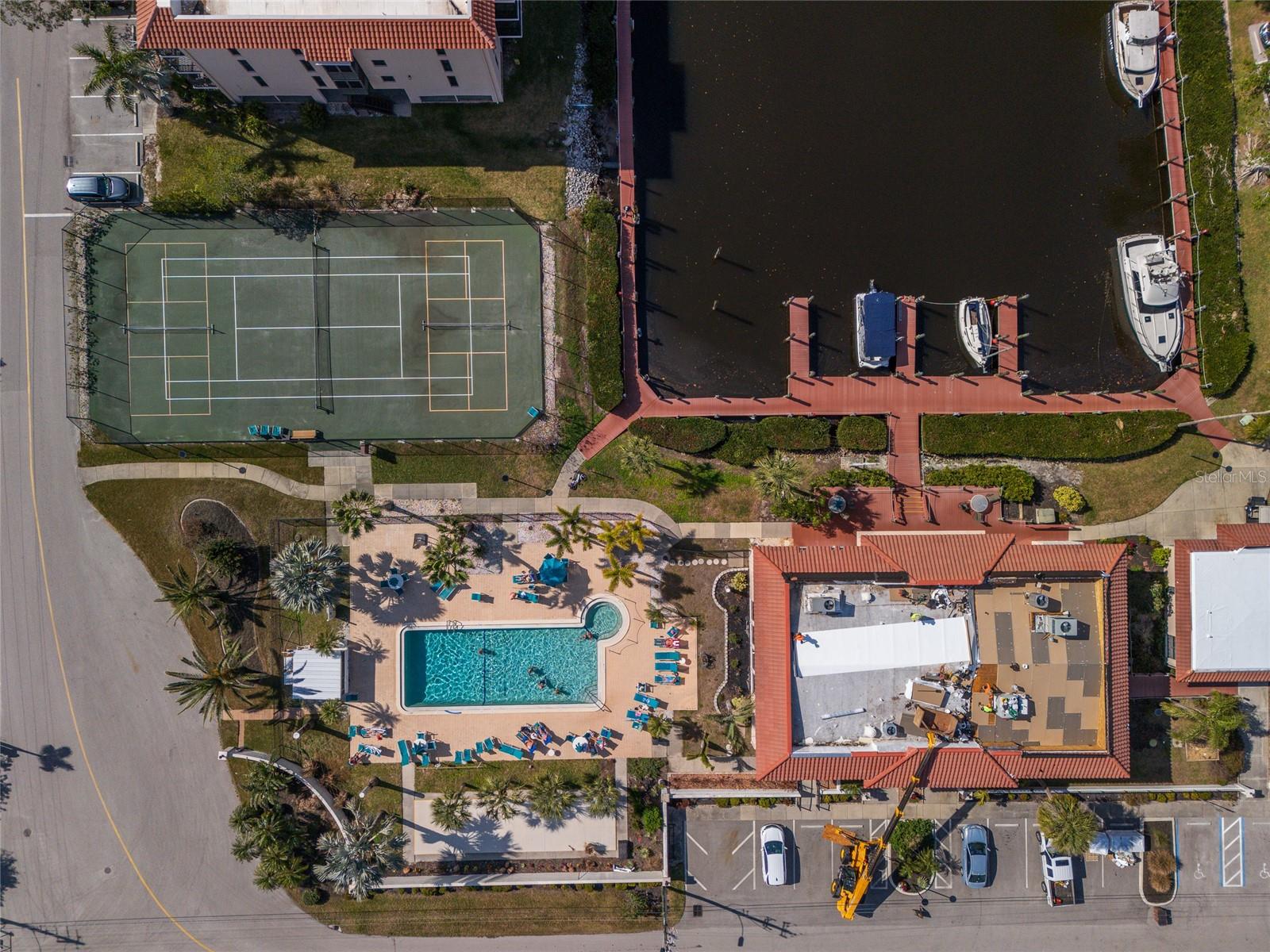 EMERALD POINTE PH 06 BLDG E - Residential