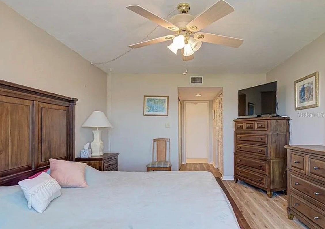EMERALD POINTE PH 06 BLDG E - Residential