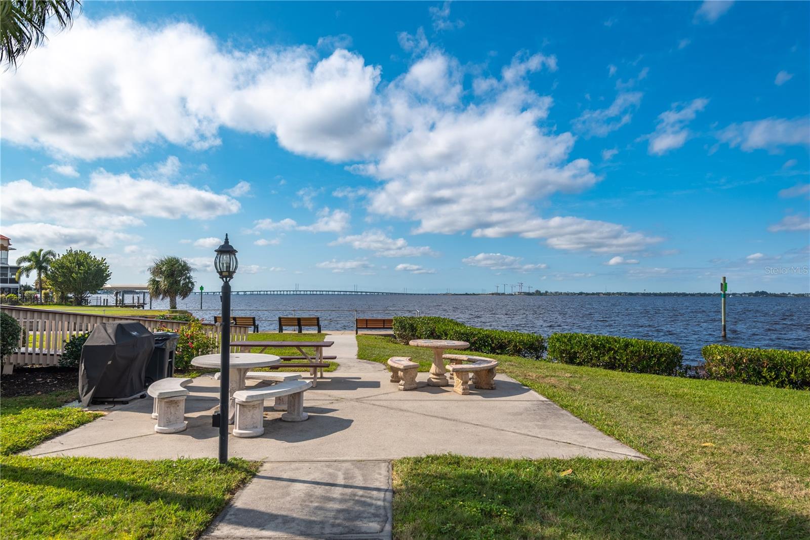 EMERALD POINTE PH 06 BLDG E - Residential