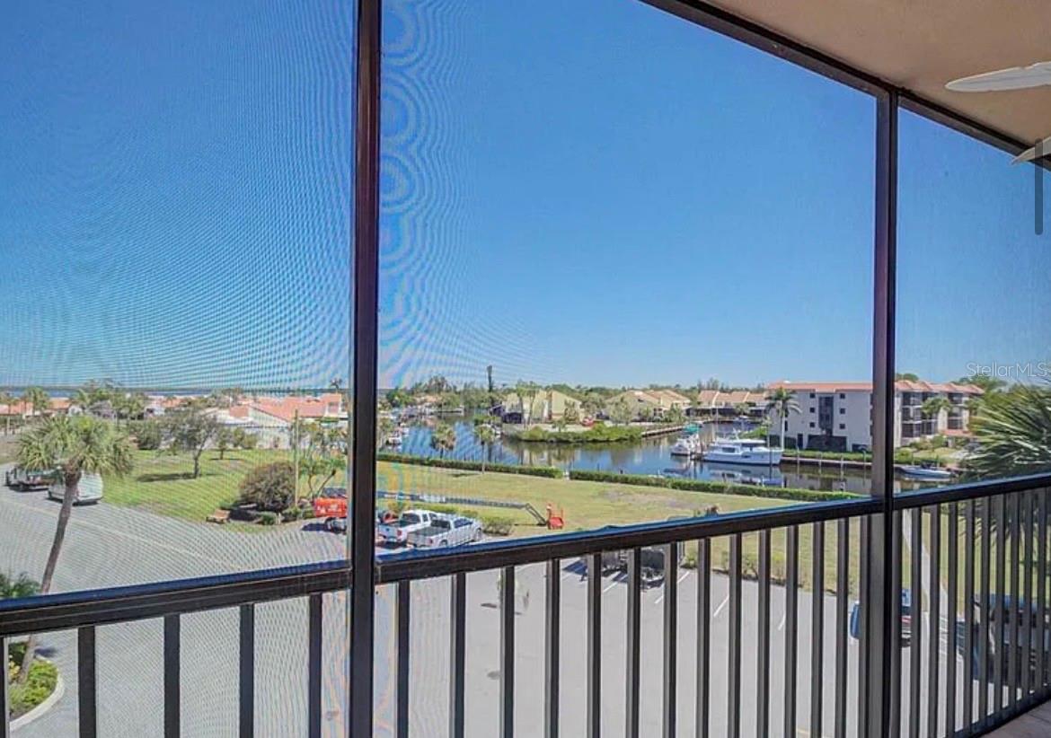 EMERALD POINTE PH 06 BLDG E - Residential