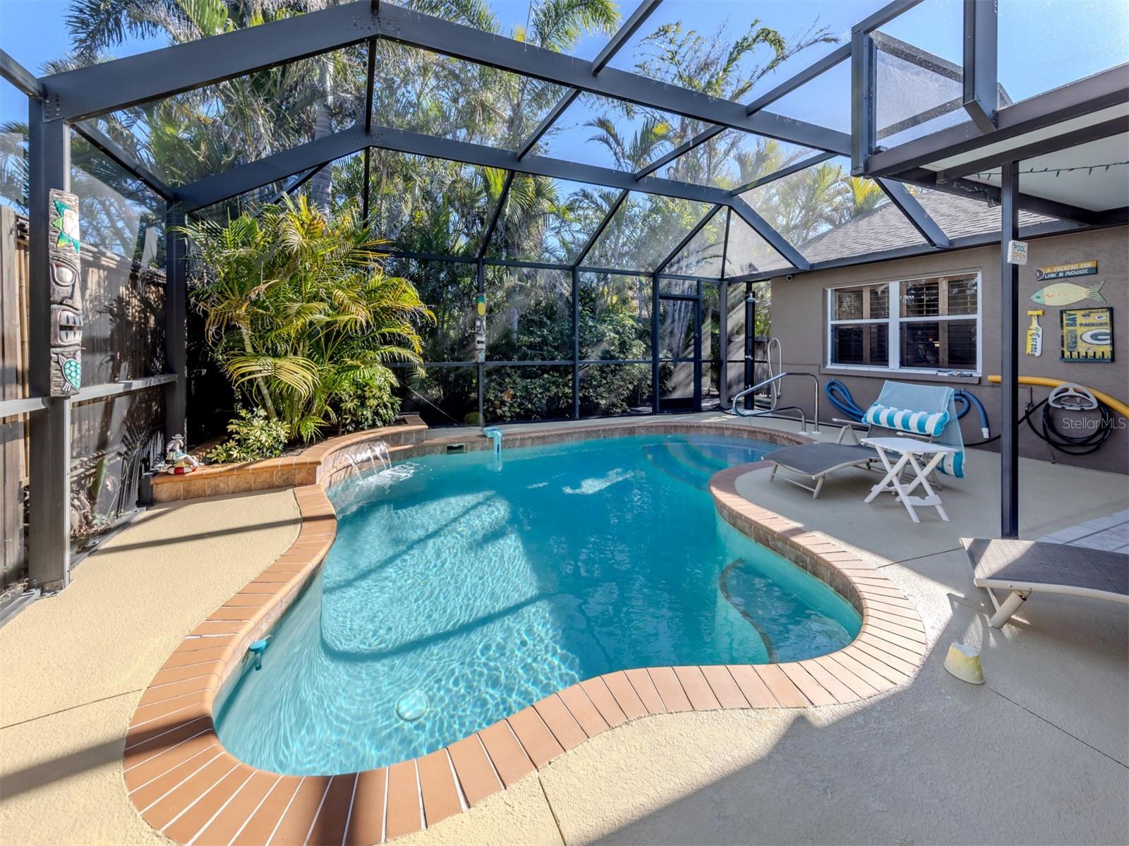 613 SUGARWOOD DRIVE