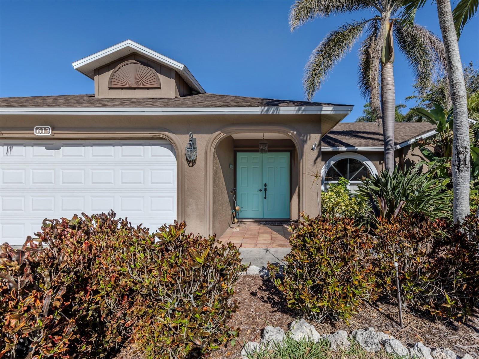 613 SUGARWOOD DRIVE