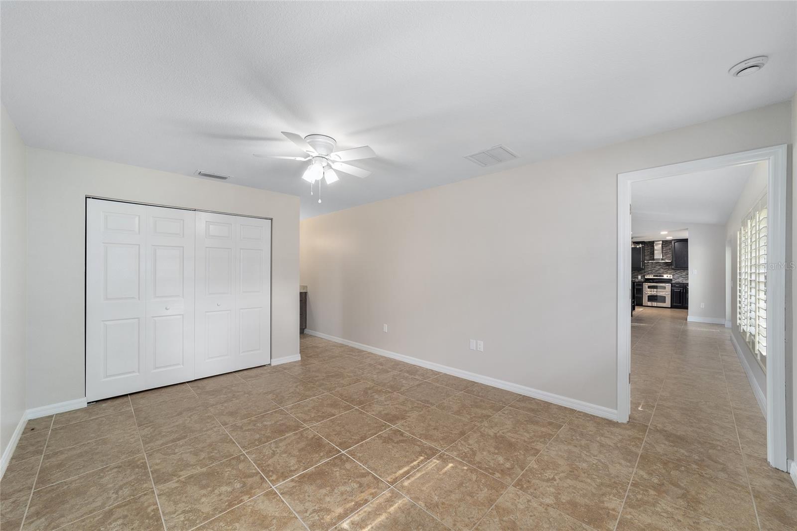 WOODFIELDS UN 05 - Residential Lease