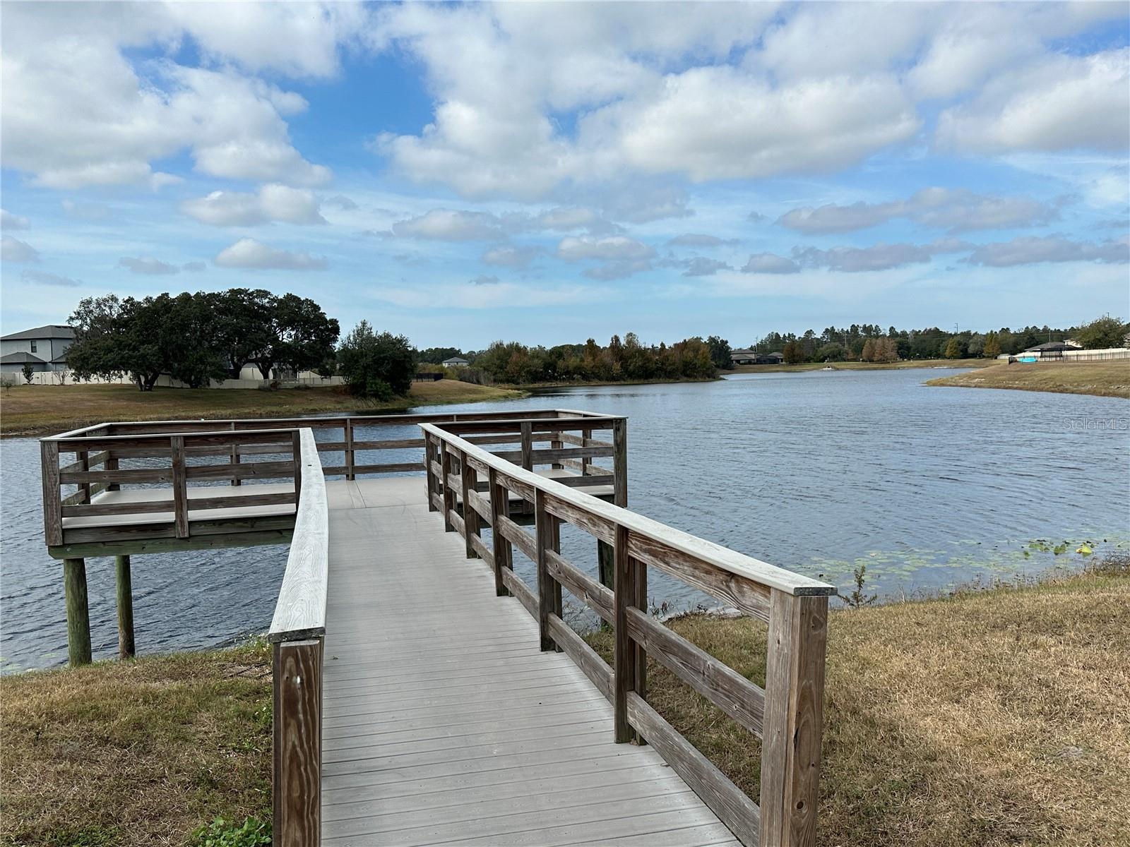 LAKESIDE SOUTH - Residential