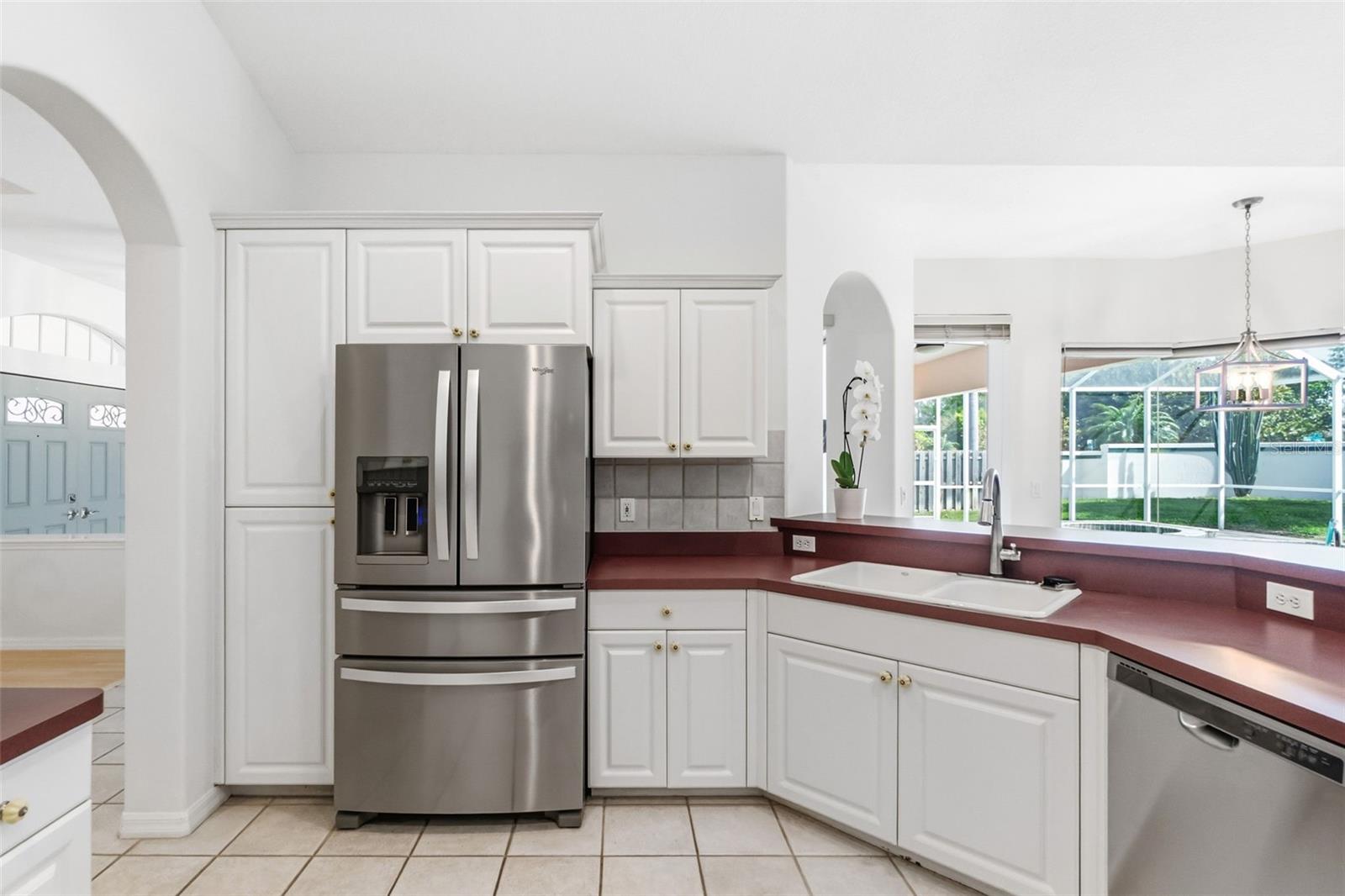 THREE OAKS - Residential