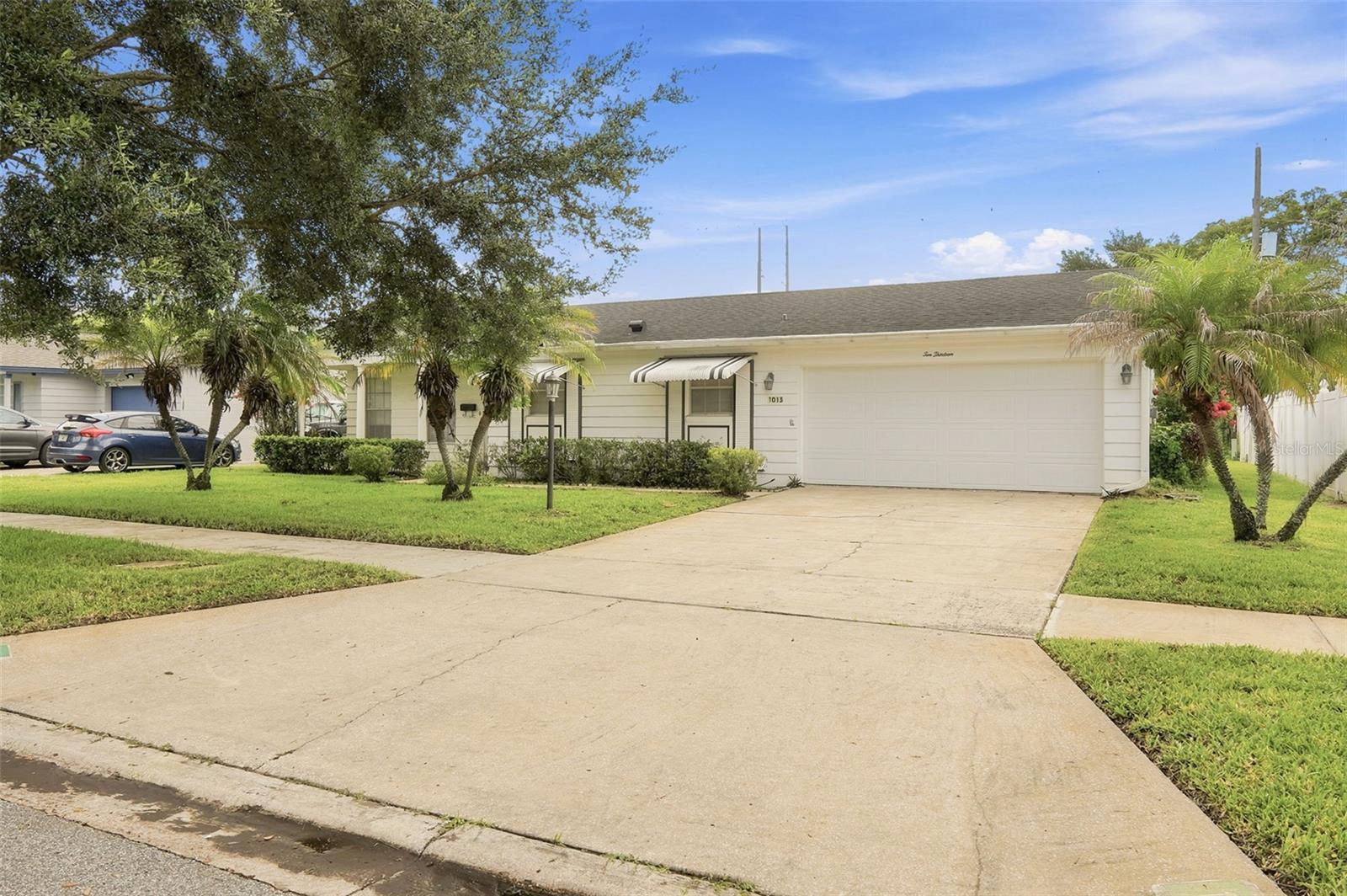 1013 SUNWOOD LANE