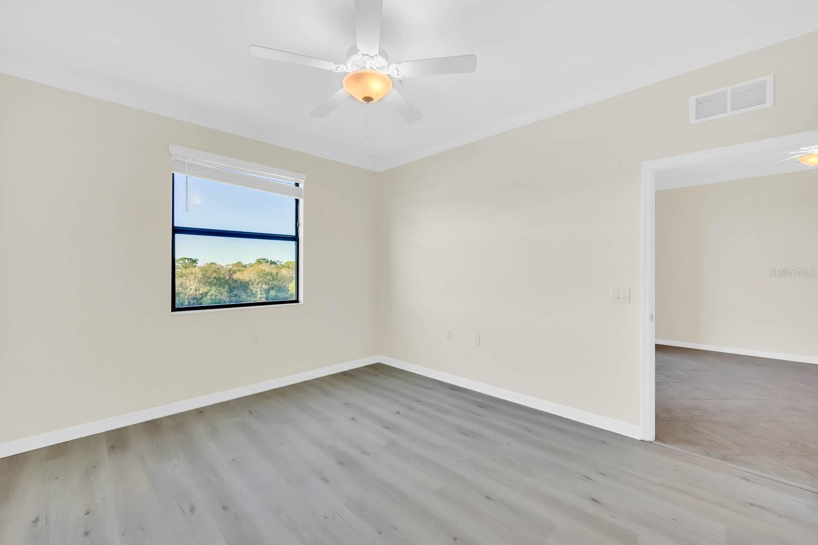 TERRACE IV AT LAKEWOOD NATIONAL PH I - Residential Lease