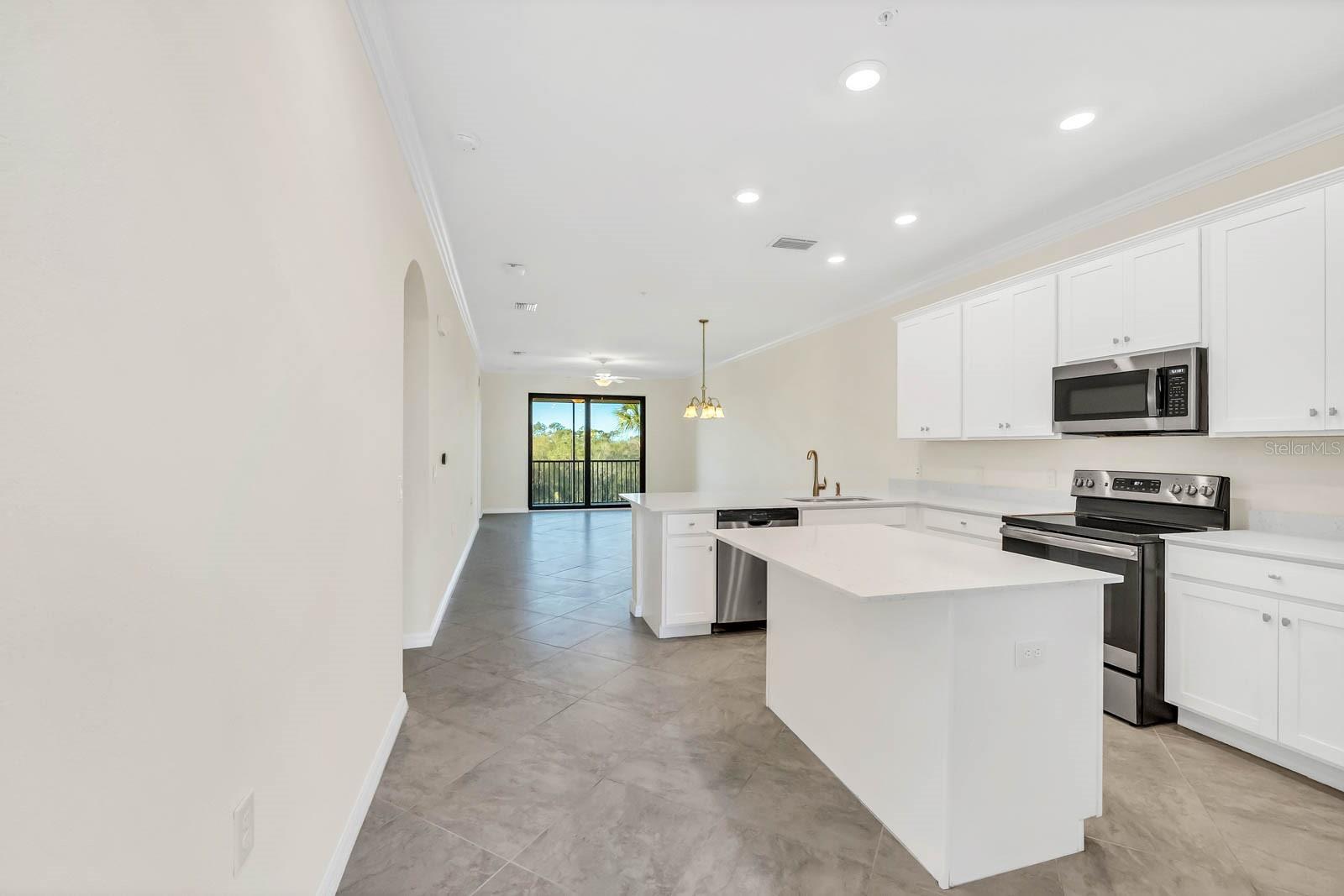 TERRACE IV AT LAKEWOOD NATIONAL PH I - Residential Lease