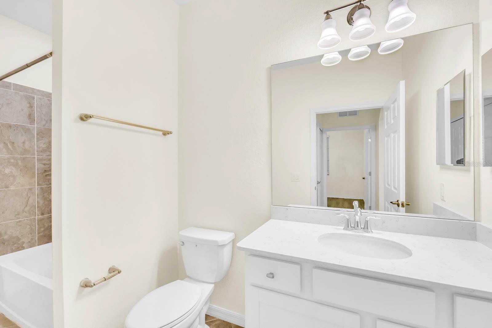 TERRACE IV AT LAKEWOOD NATIONAL PH I - Residential Lease