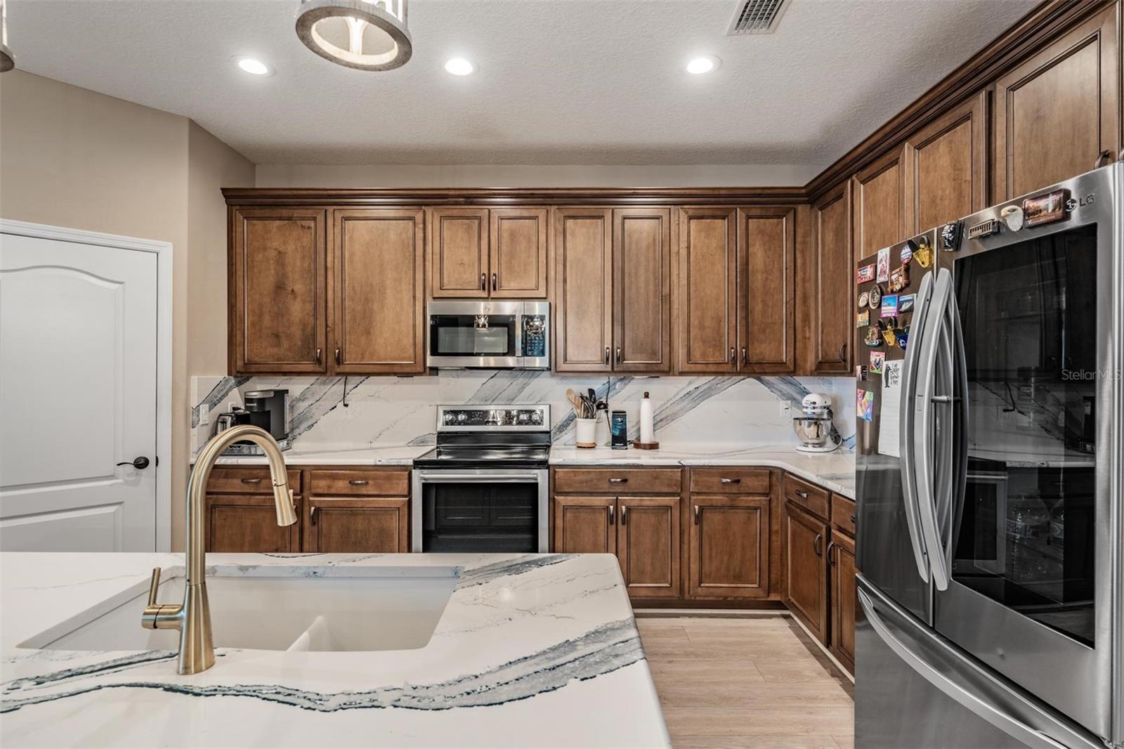 DEERFIELD LAKES - Residential