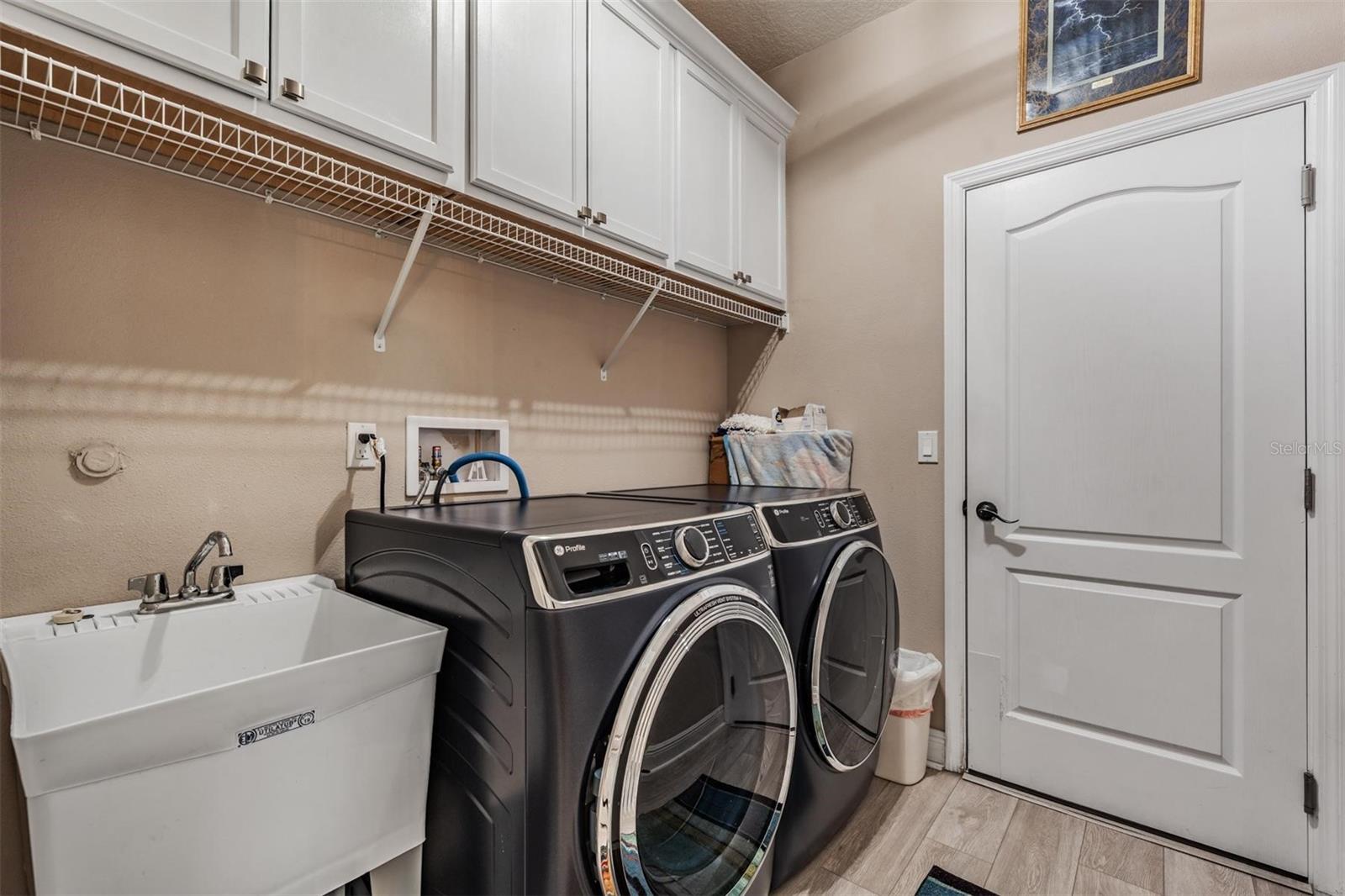 DEERFIELD LAKES - Residential