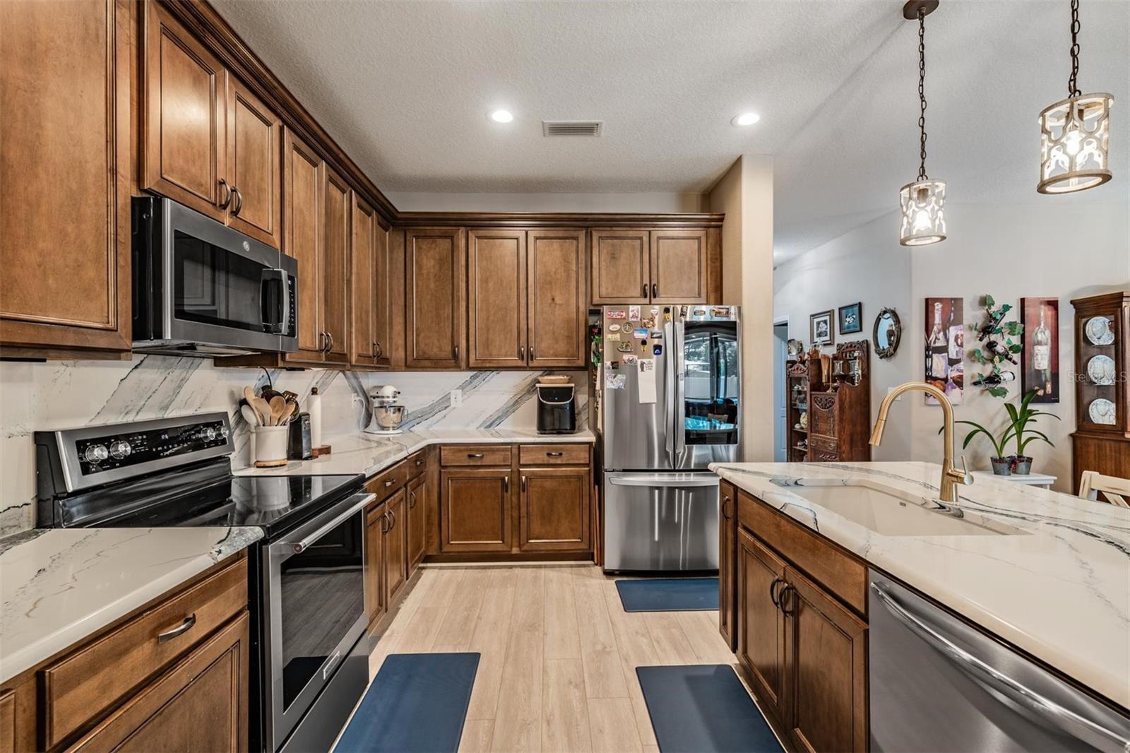 DEERFIELD LAKES - Residential