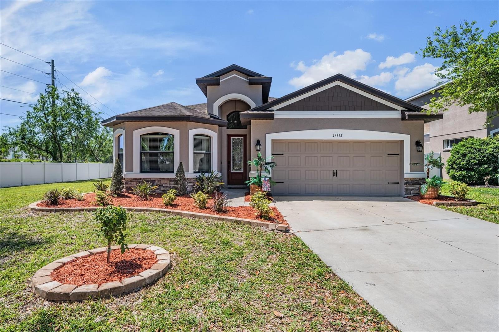 DEERFIELD LAKES - Residential