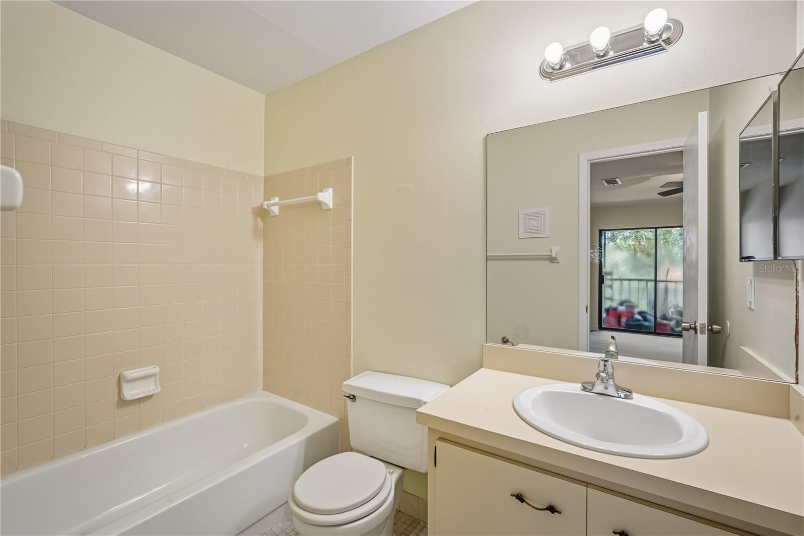 RAINTREE VILLAGE CONDO N - Residential Lease