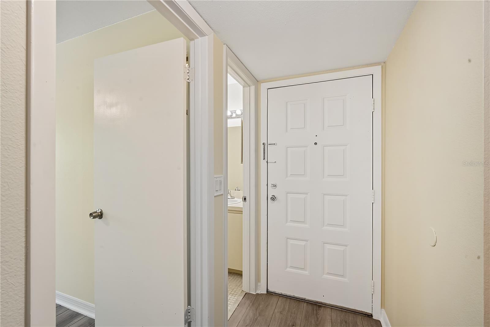 RAINTREE VILLAGE CONDO N - Residential Lease