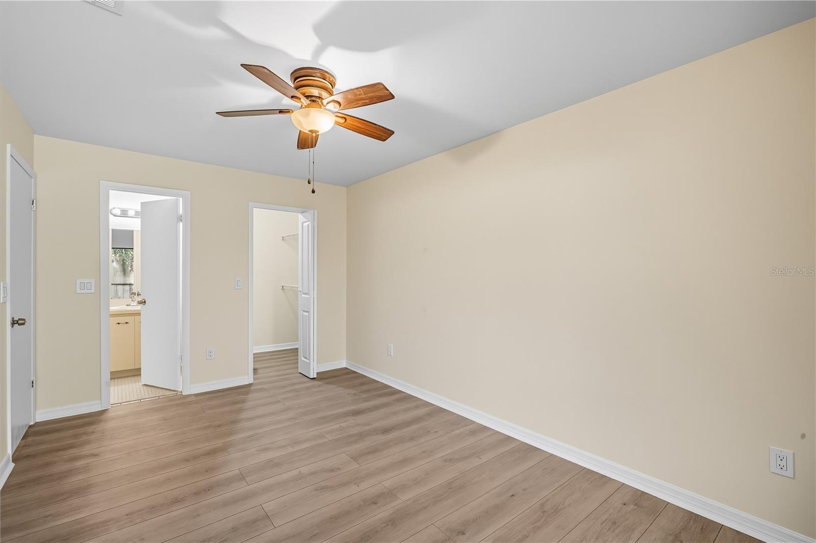 RAINTREE VILLAGE CONDO N - Residential Lease