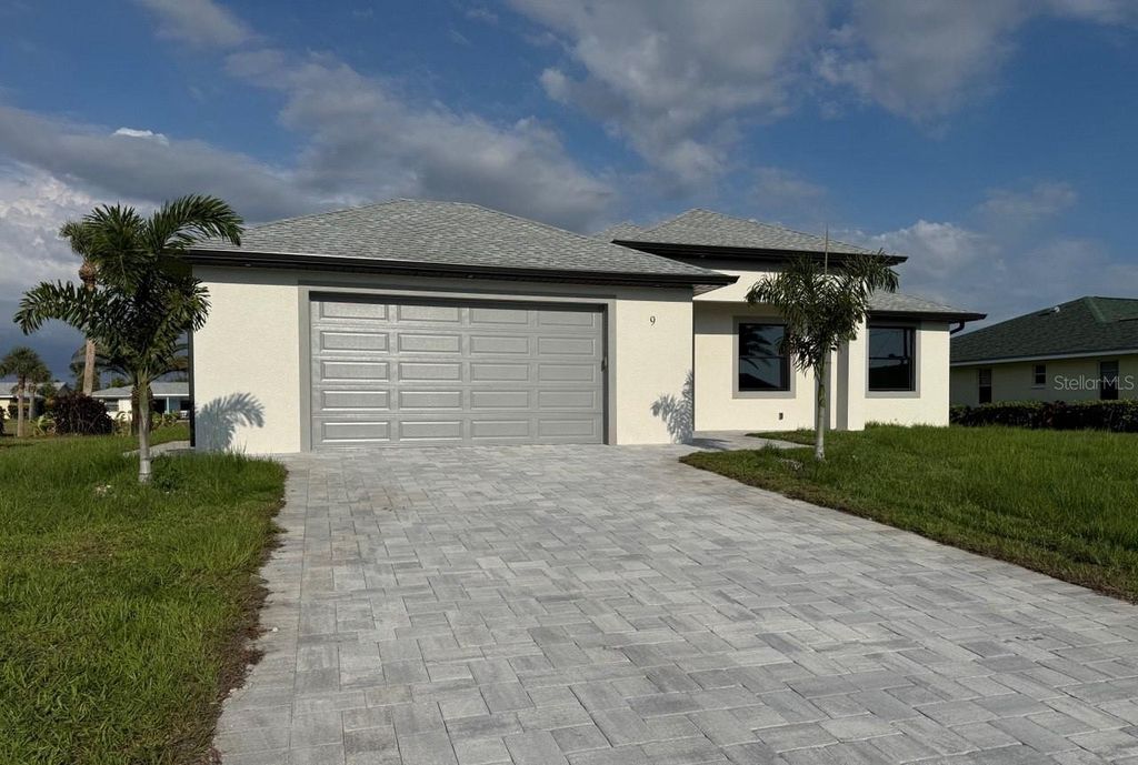 Photo of 9 Bunker Place, Rotonda West, FL 33947 (MLS # O6313219)