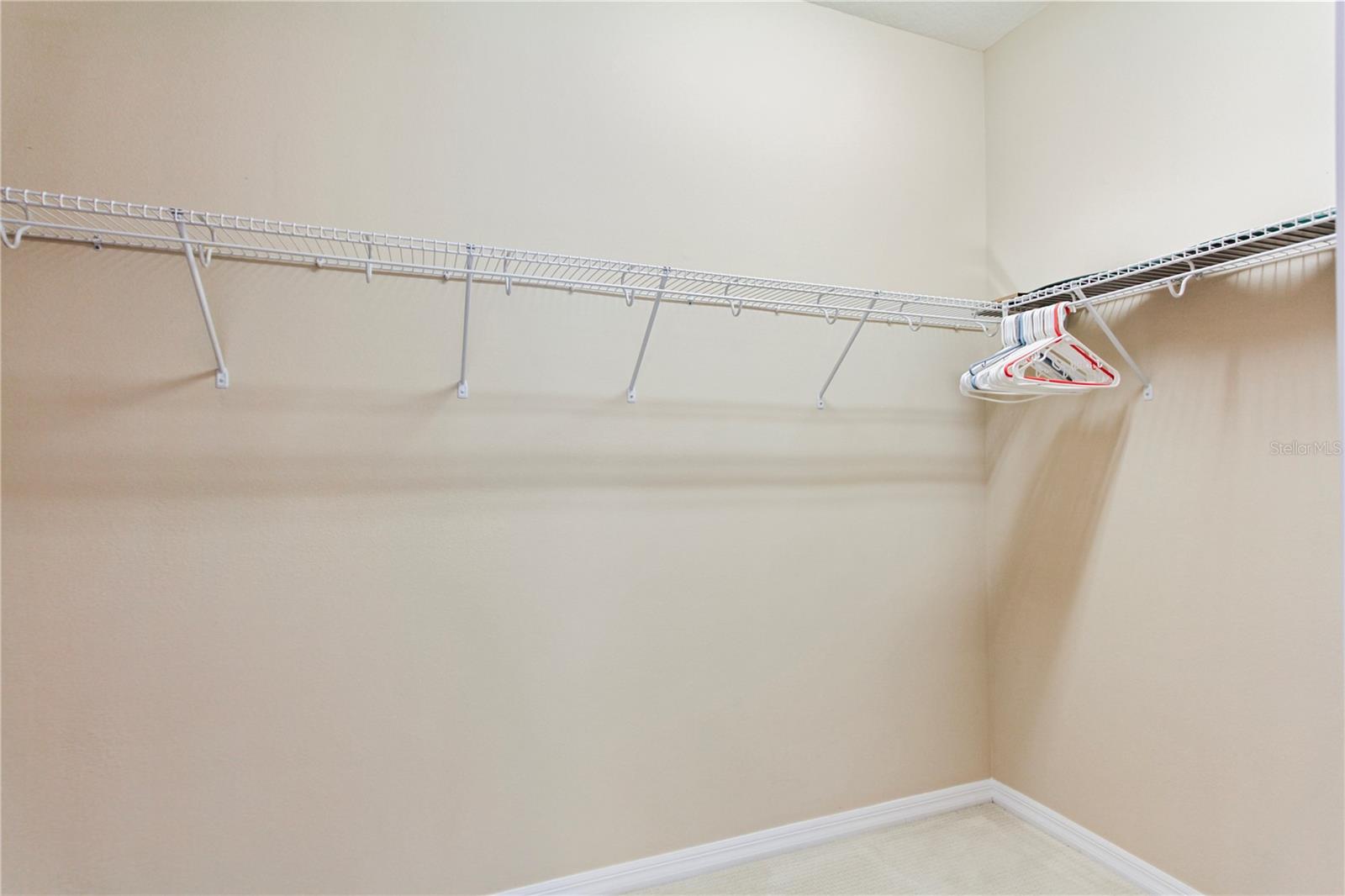 CASCADES/GROVELAND PH 2 - Residential