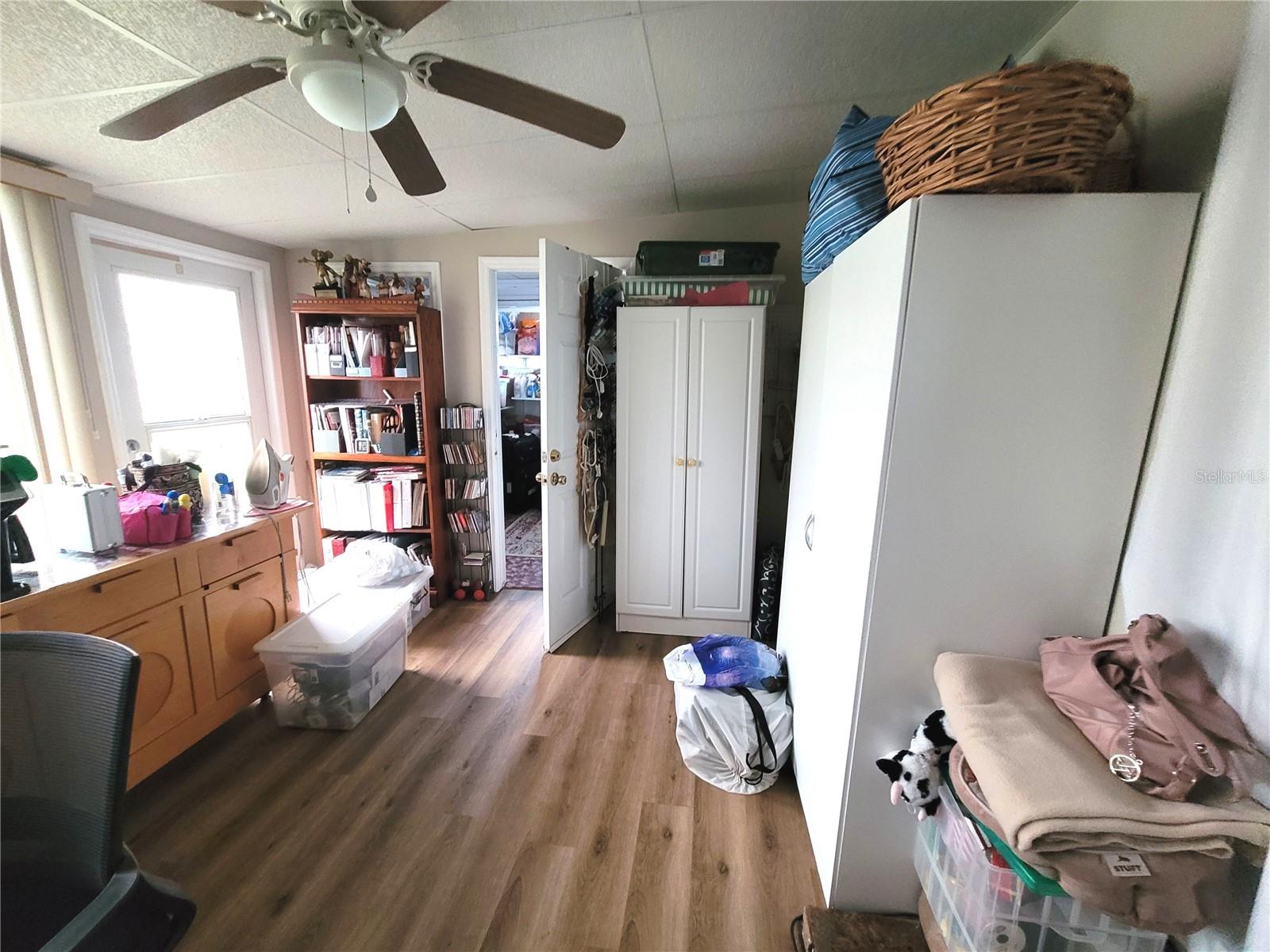 SWEETWATER GOLF & TENNIS CLUB FIRST ADD - Residential