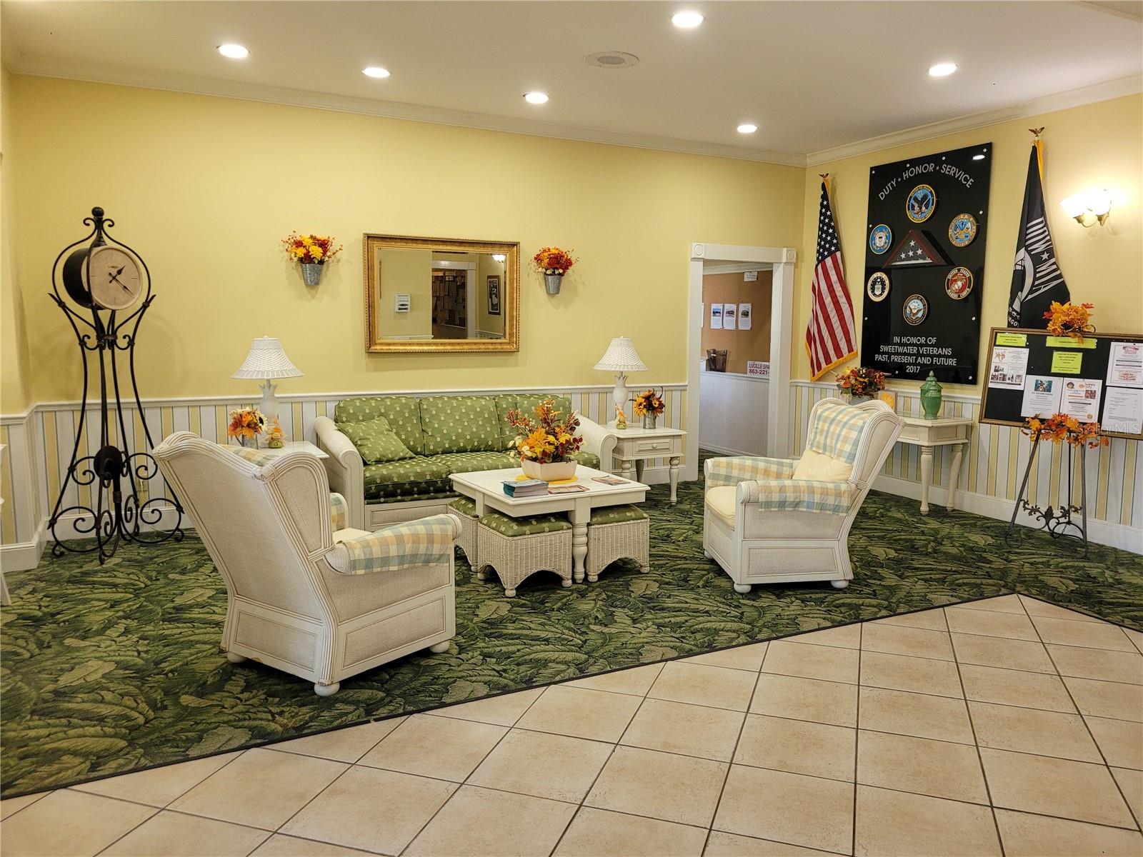 SWEETWATER GOLF & TENNIS CLUB FIRST ADD - Residential