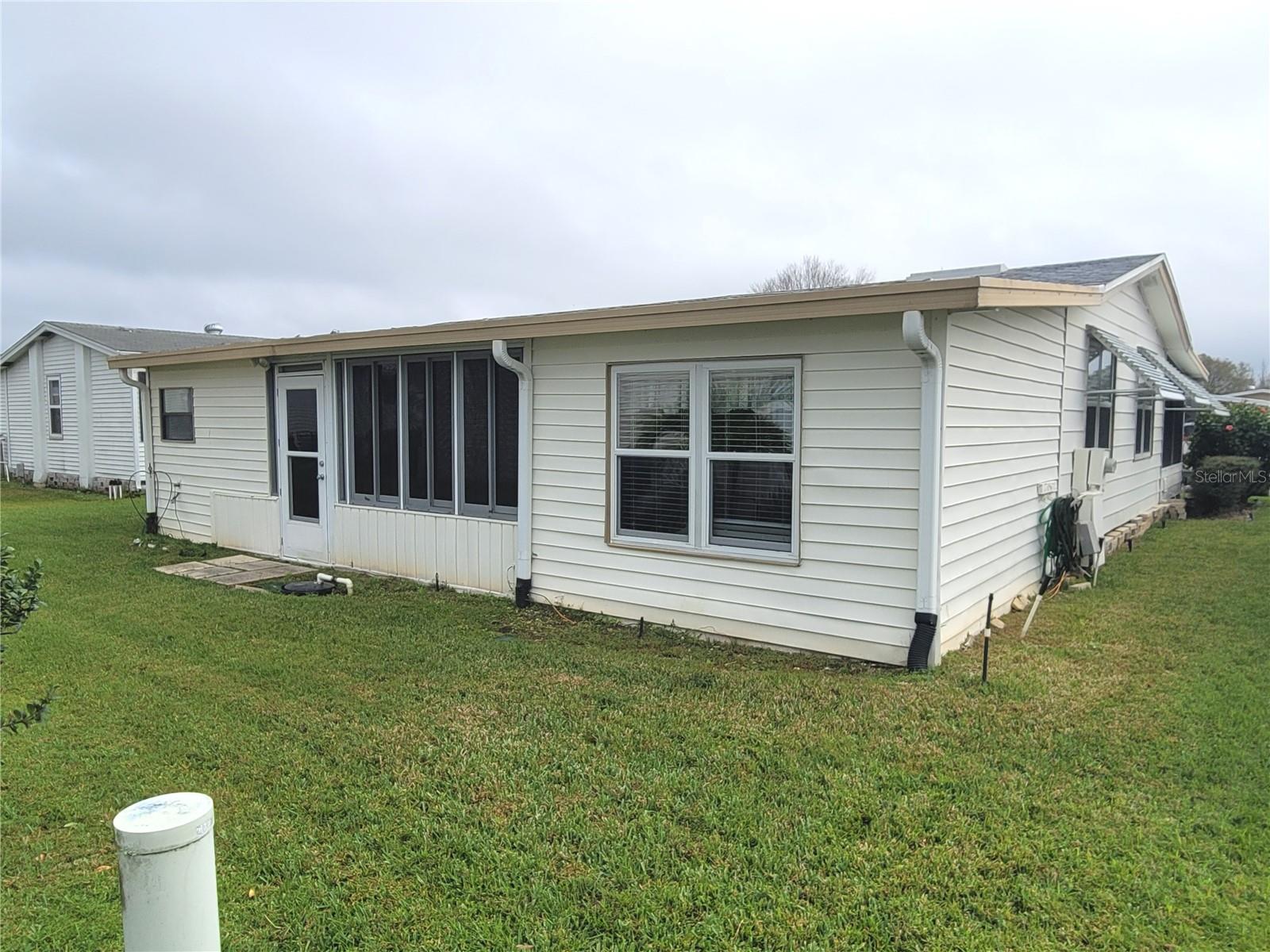 SWEETWATER GOLF & TENNIS CLUB FIRST ADD - Residential