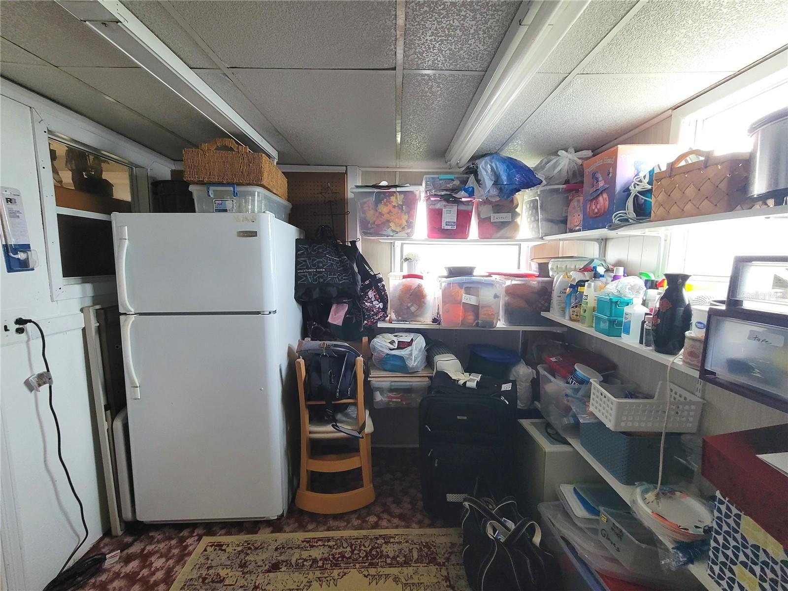 SWEETWATER GOLF & TENNIS CLUB FIRST ADD - Residential