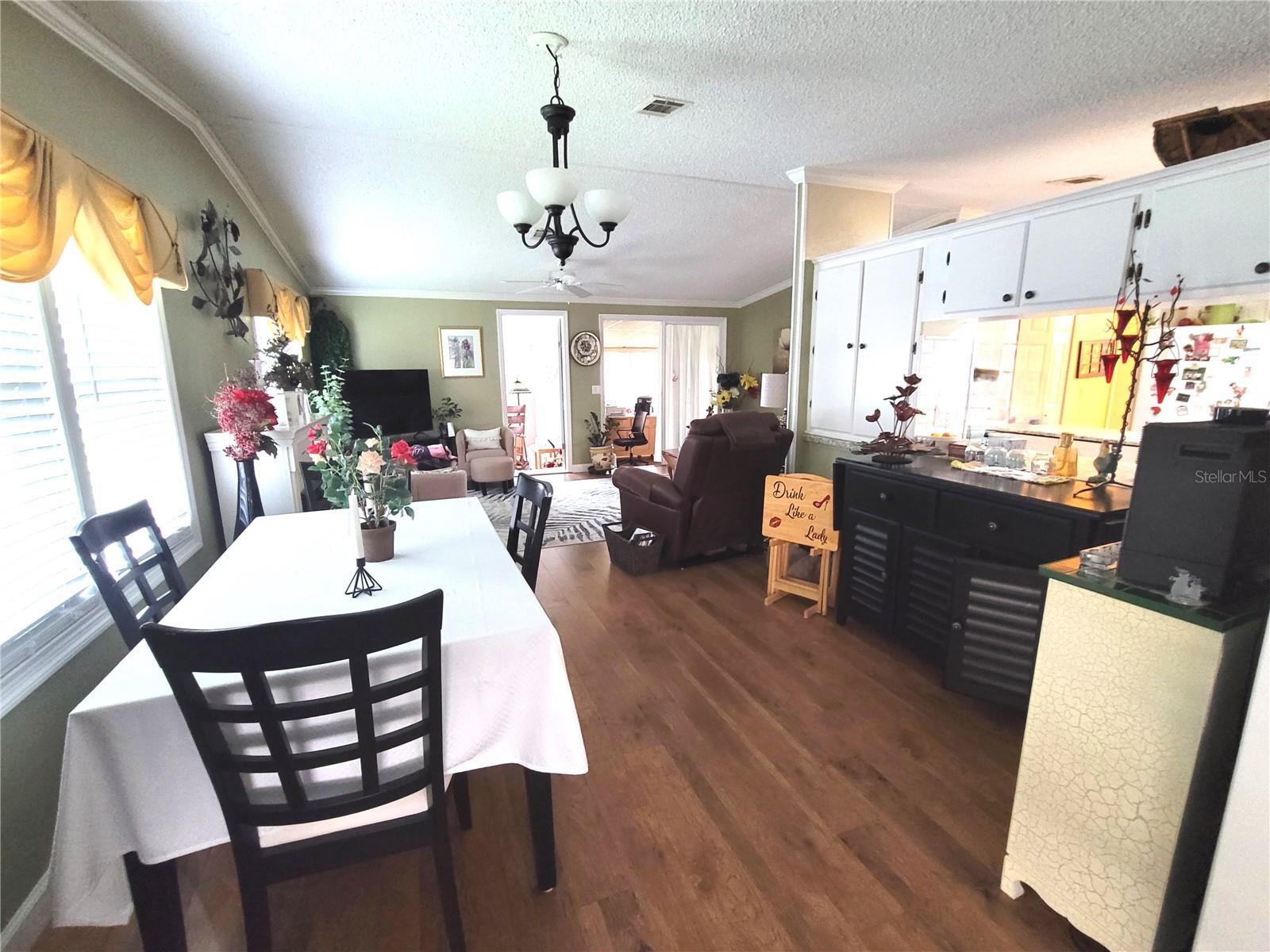 SWEETWATER GOLF & TENNIS CLUB FIRST ADD - Residential