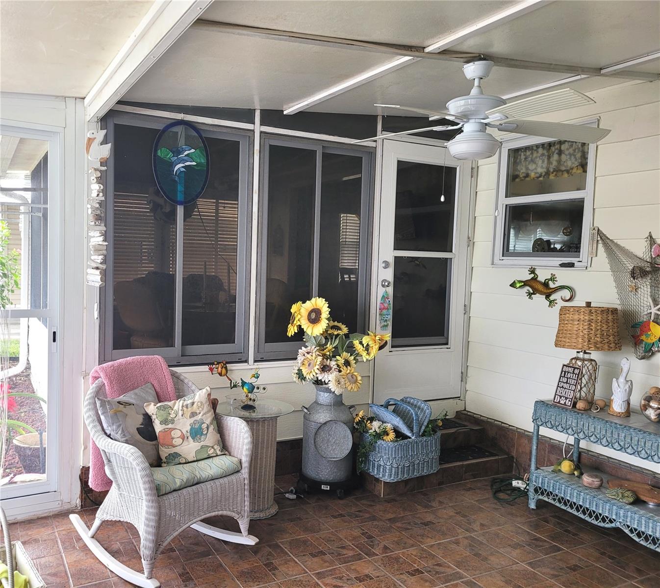 SWEETWATER GOLF & TENNIS CLUB FIRST ADD - Residential