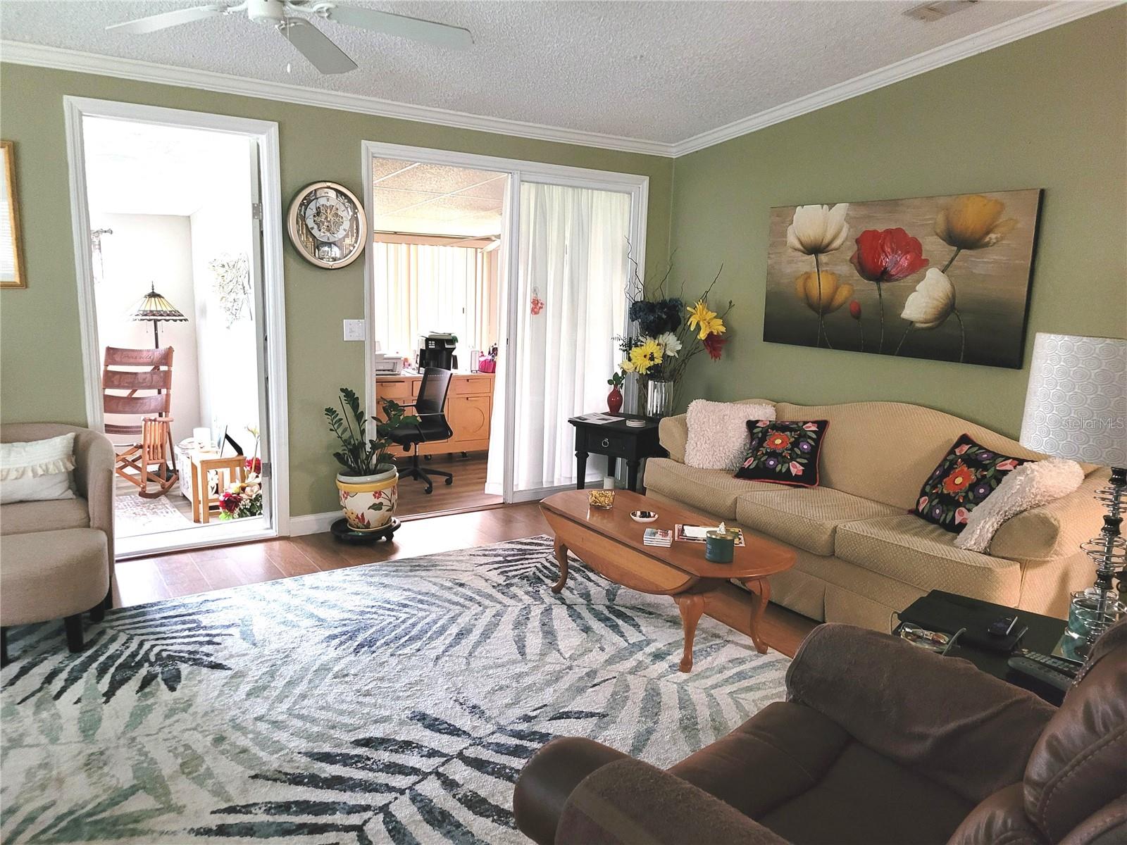 SWEETWATER GOLF & TENNIS CLUB FIRST ADD - Residential