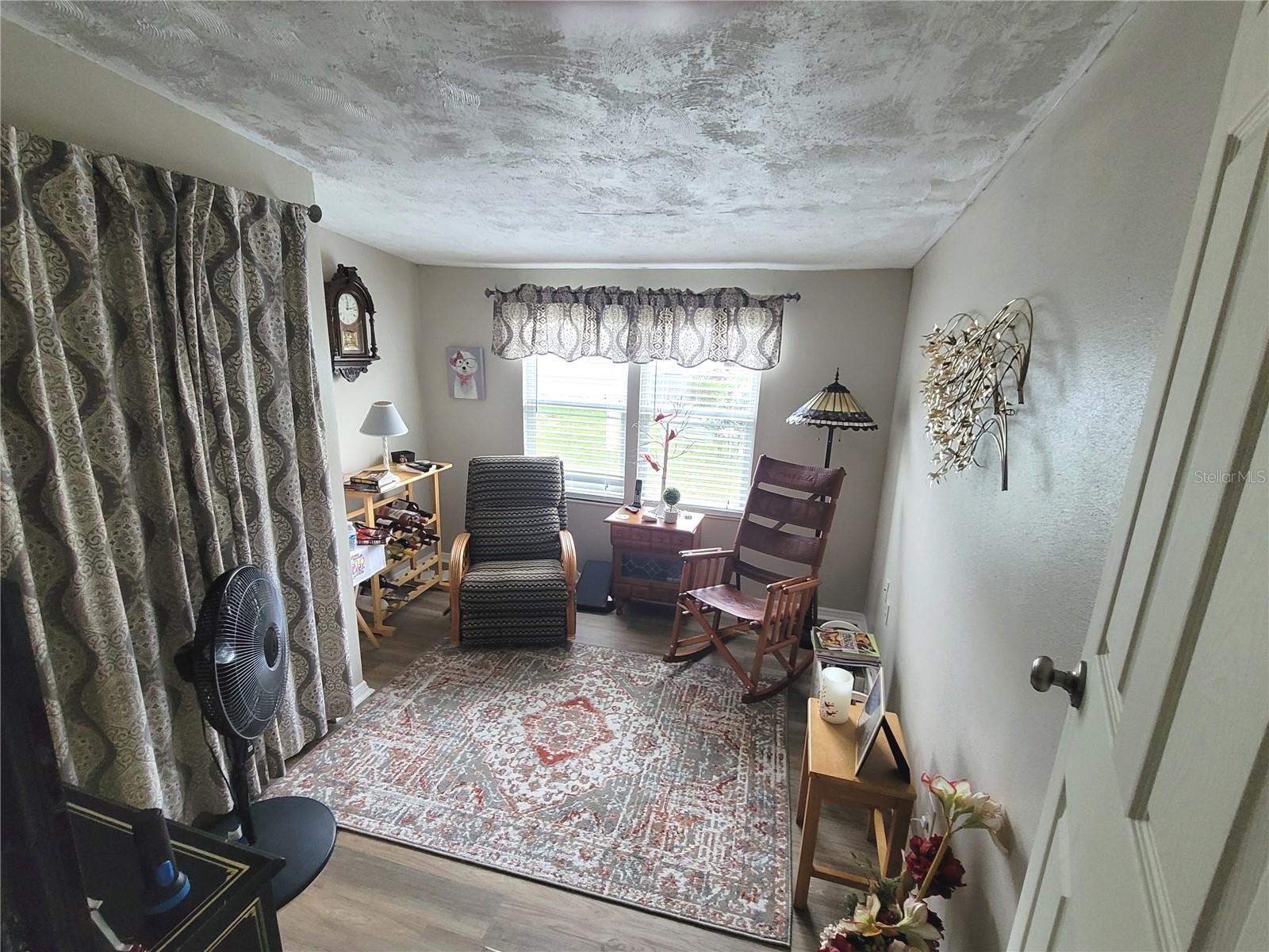 SWEETWATER GOLF & TENNIS CLUB FIRST ADD - Residential