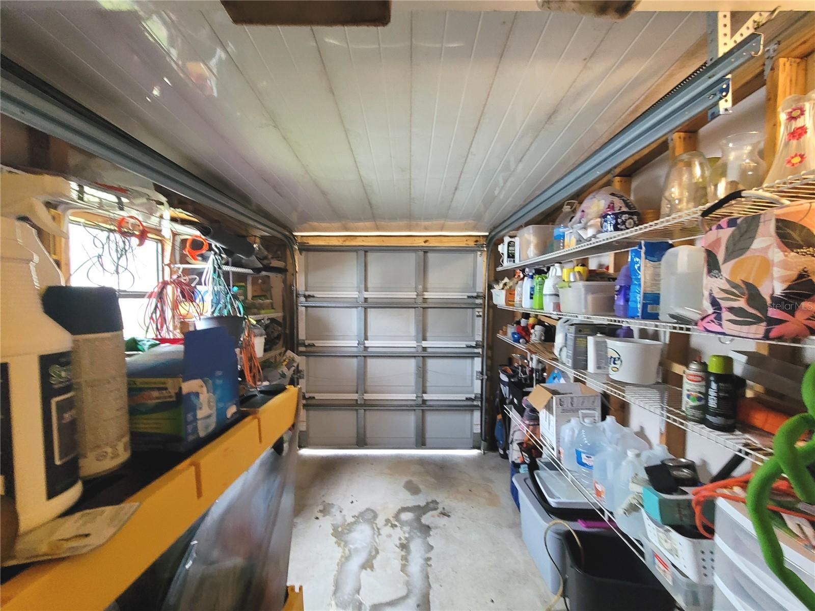 SWEETWATER GOLF & TENNIS CLUB FIRST ADD - Residential