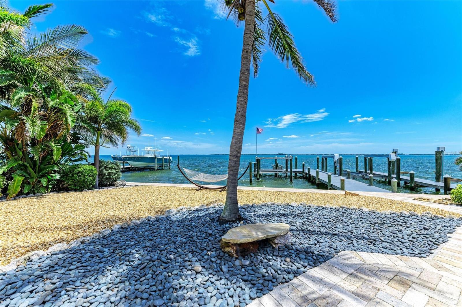 KEY ROYALE 10TH ADD - Residential