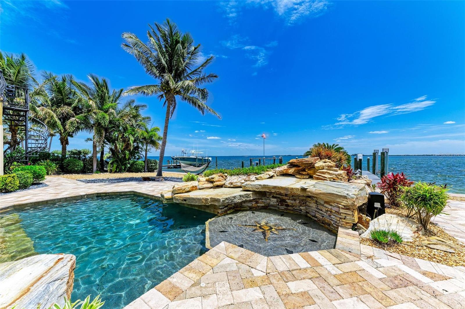 KEY ROYALE 10TH ADD - Residential