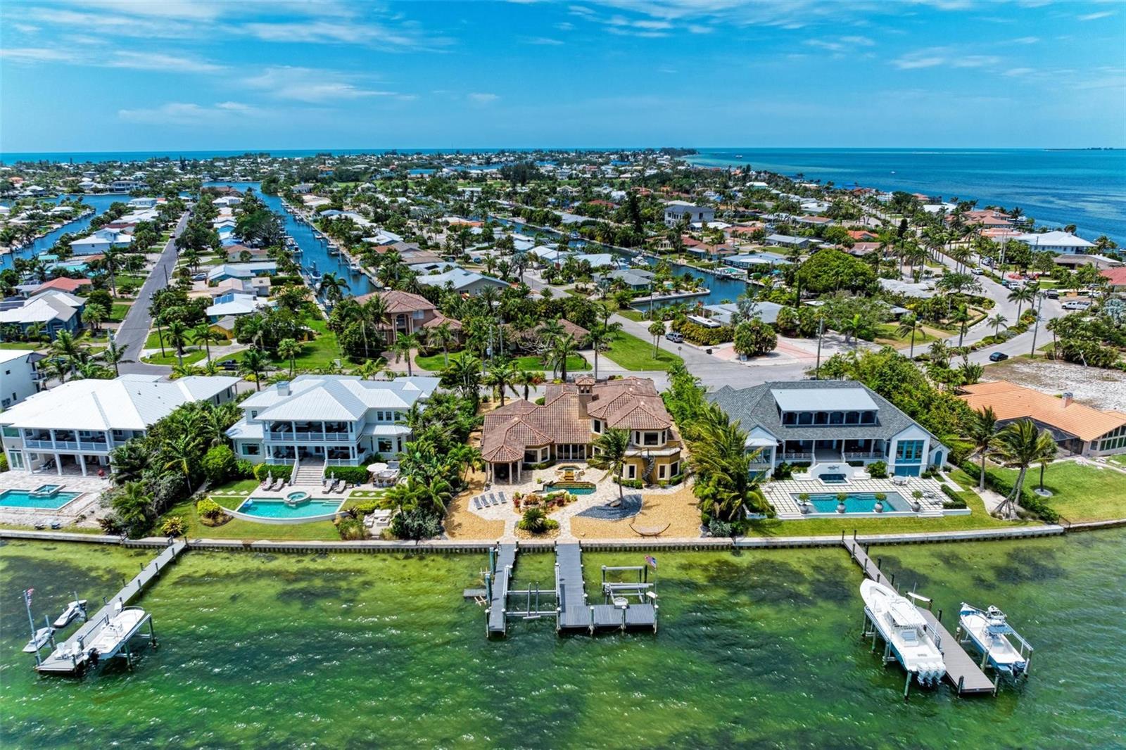 KEY ROYALE 10TH ADD - Residential