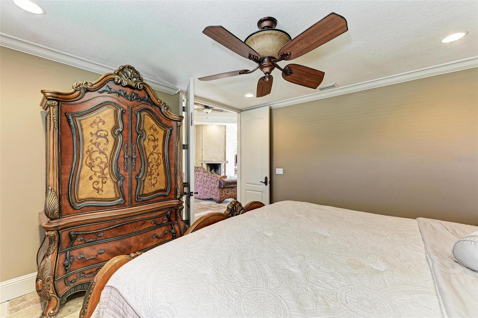 KEY ROYALE 10TH ADD - Residential