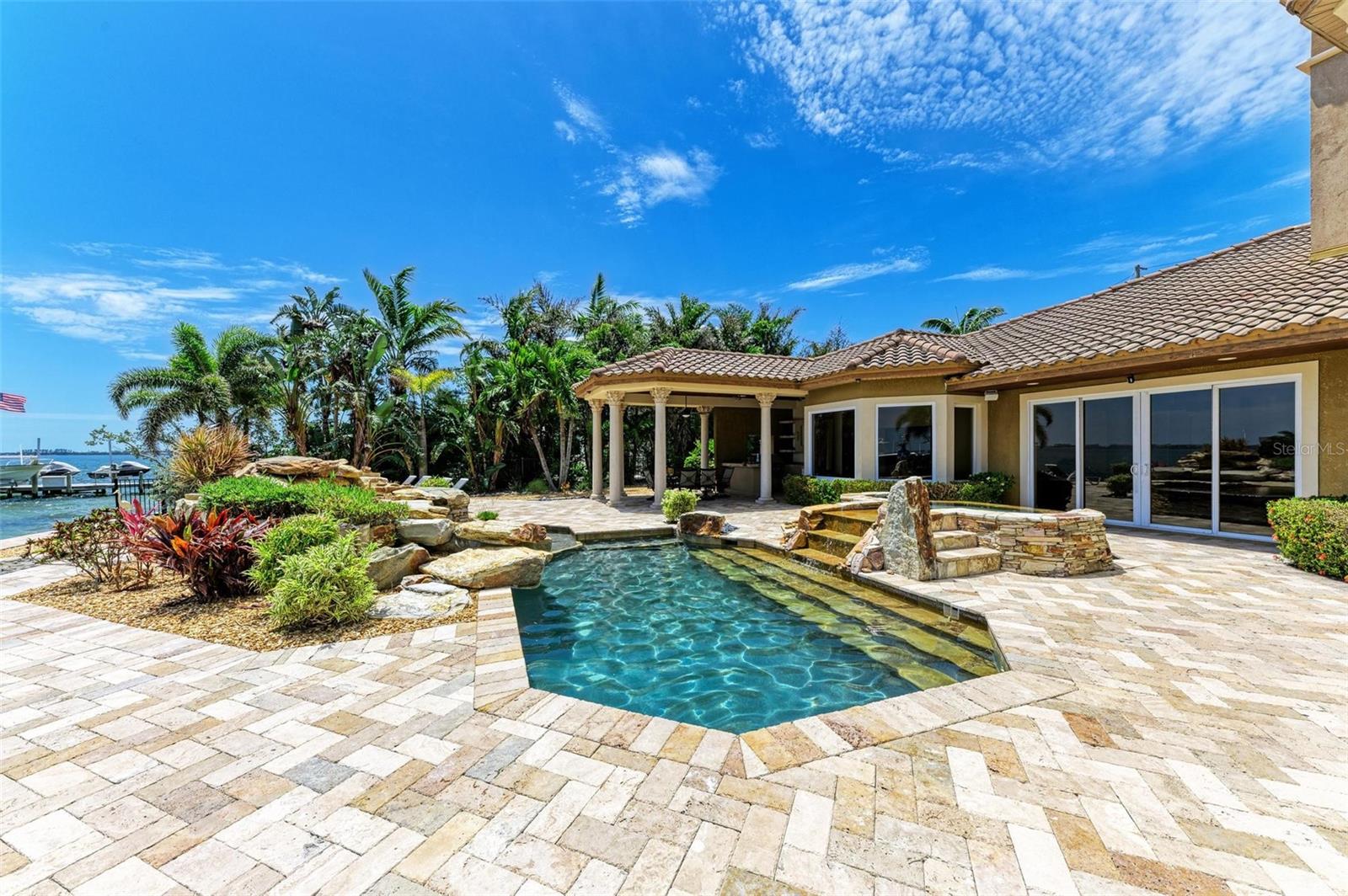 KEY ROYALE 10TH ADD - Residential