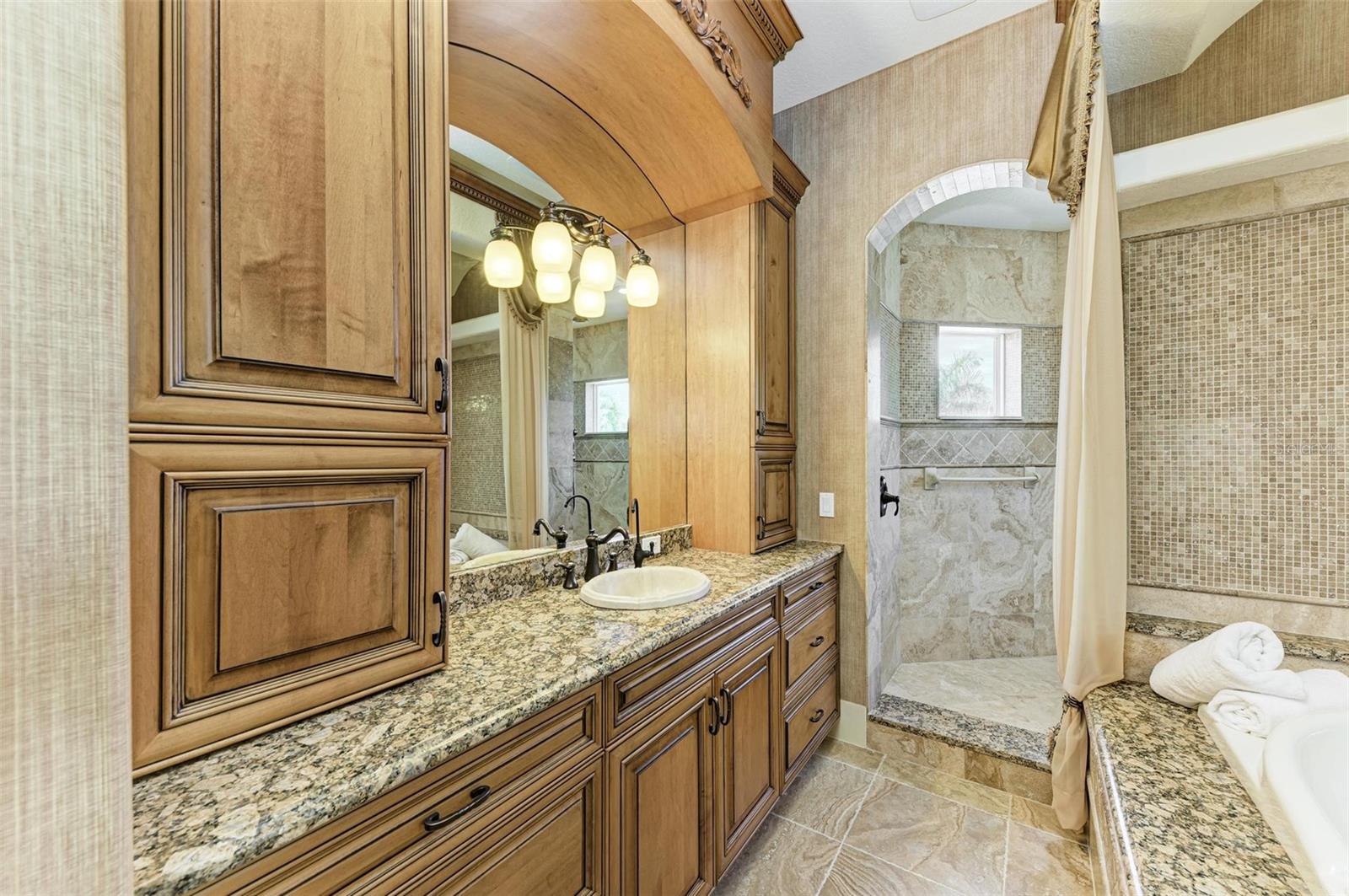 KEY ROYALE 10TH ADD - Residential