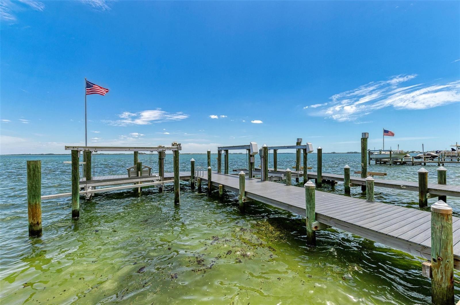 KEY ROYALE 10TH ADD - Residential