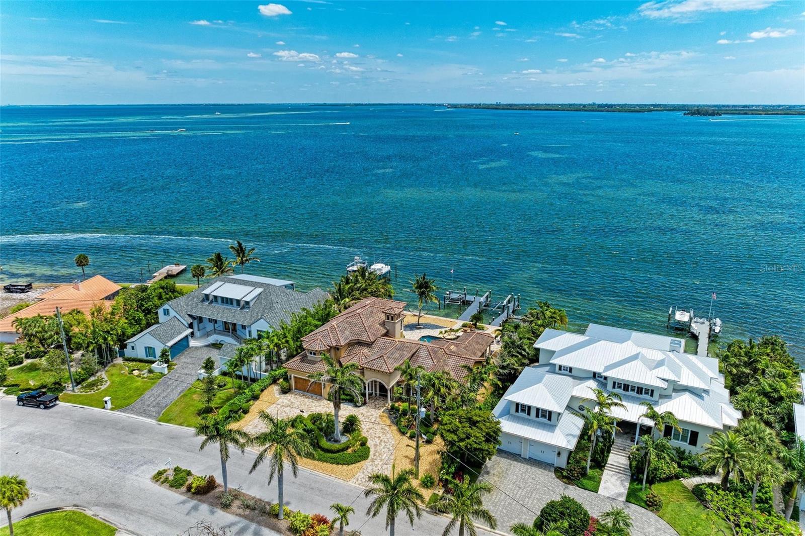 KEY ROYALE 10TH ADD - Residential