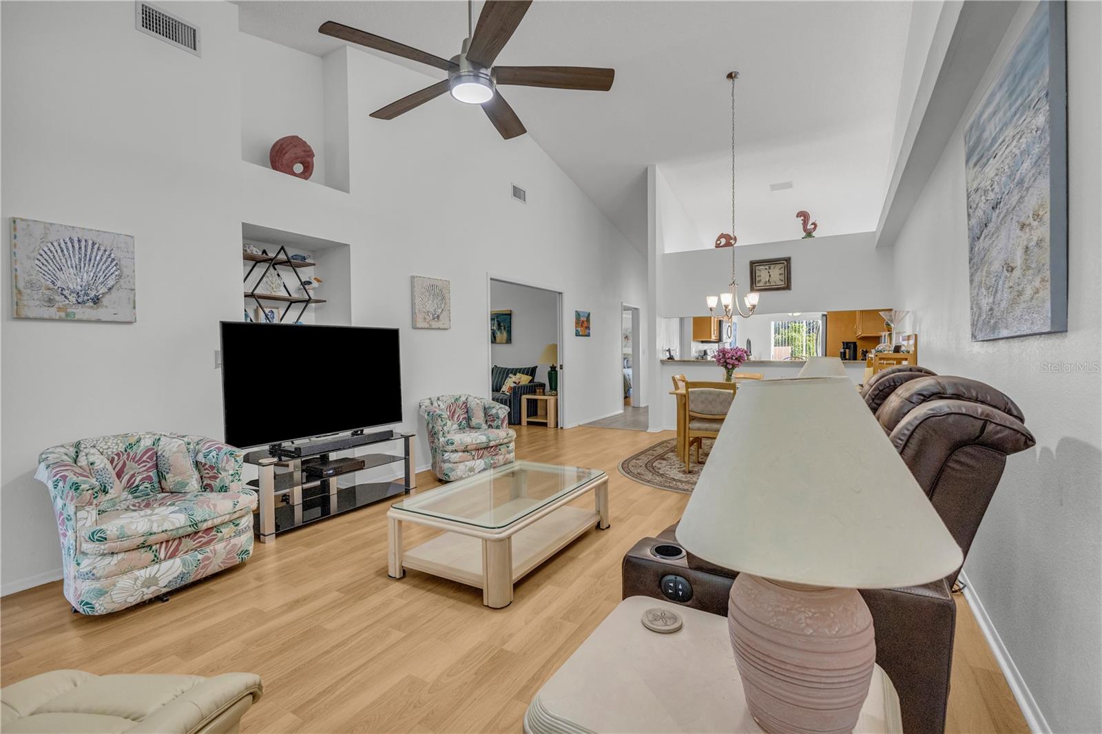 CASA DEL SOL SEC VI - Residential