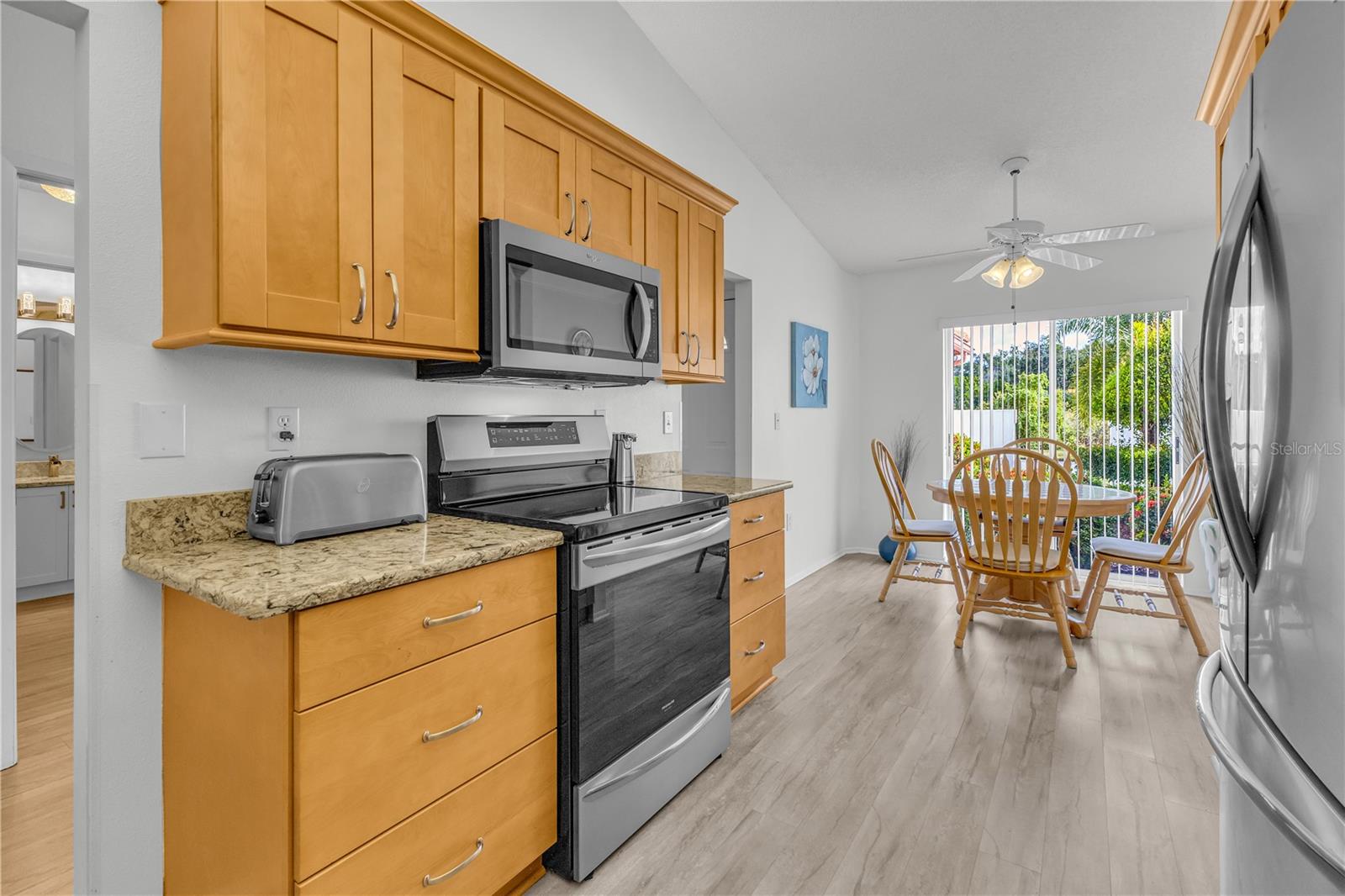 CASA DEL SOL SEC VI - Residential