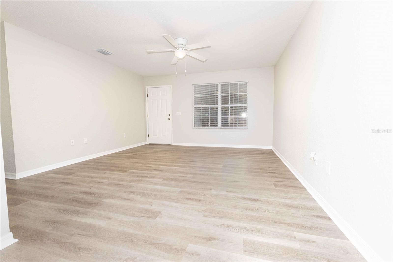 4438 CALAMONDIN STREET