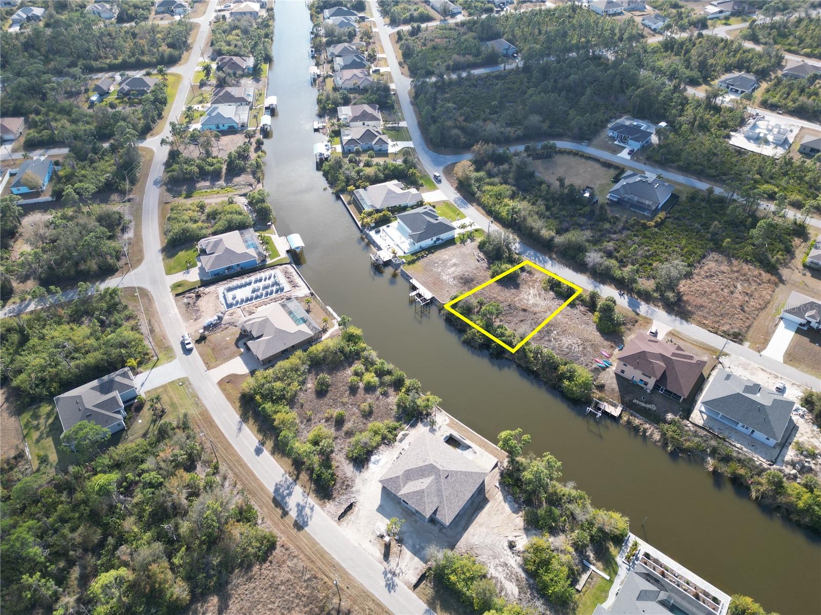 PORT CHARLOTTE SEC 058 - Land