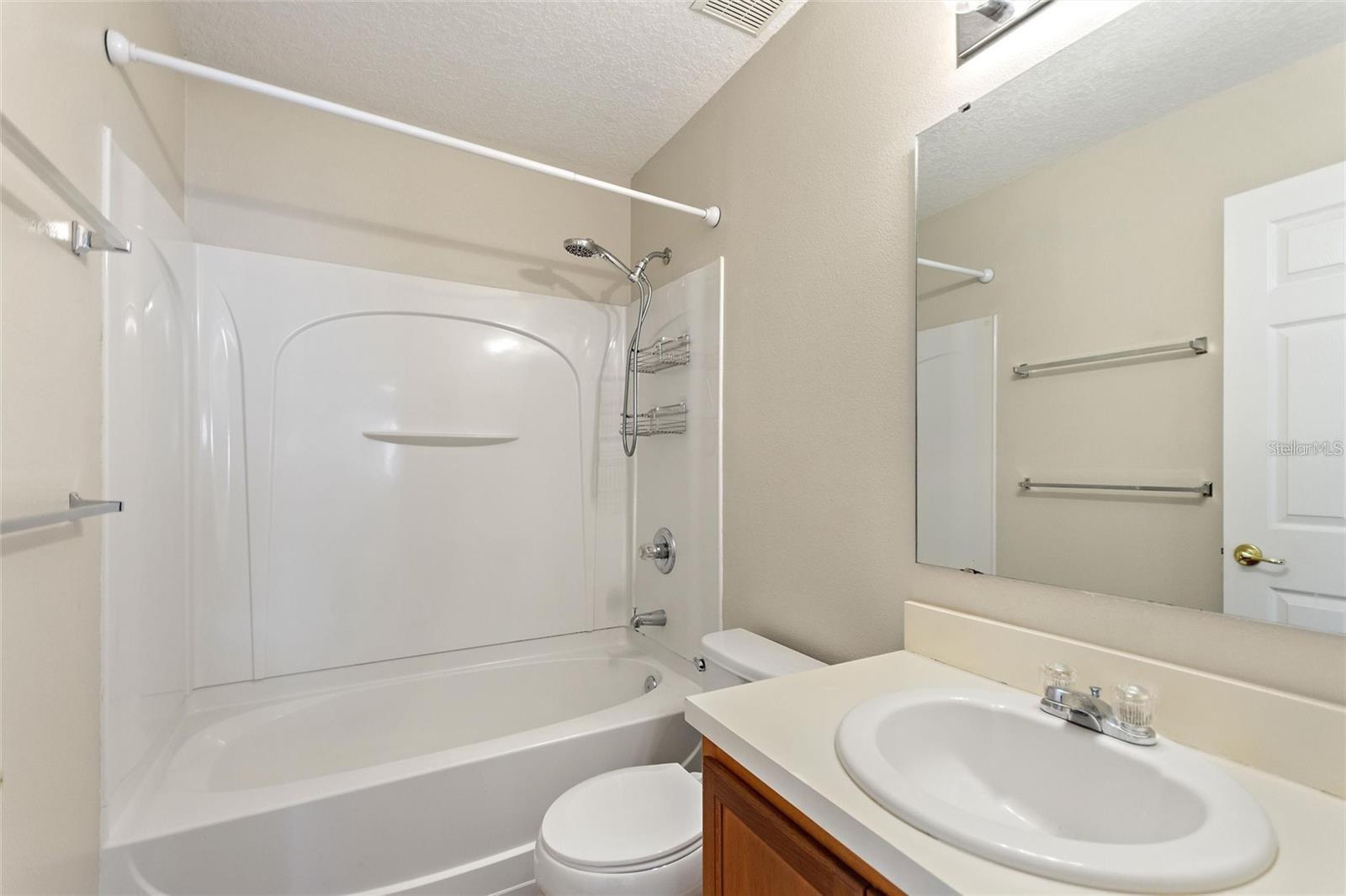 LEGACY PARK PH 02 - Residential Lease