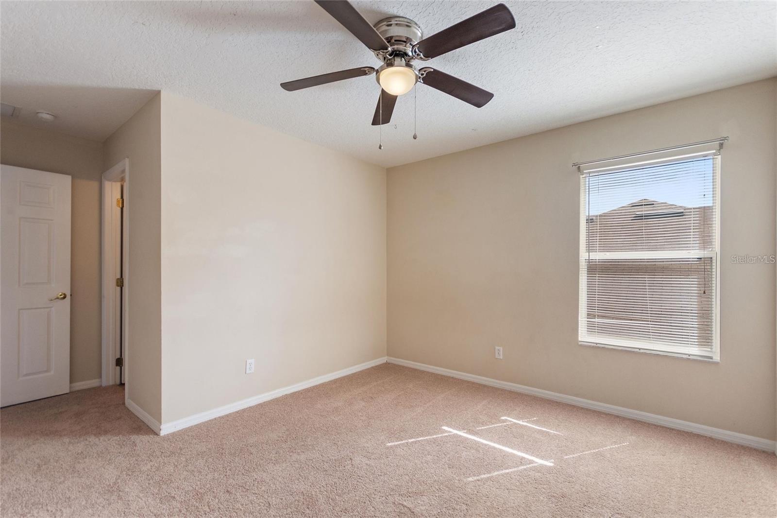 LEGACY PARK PH 02 - Residential Lease