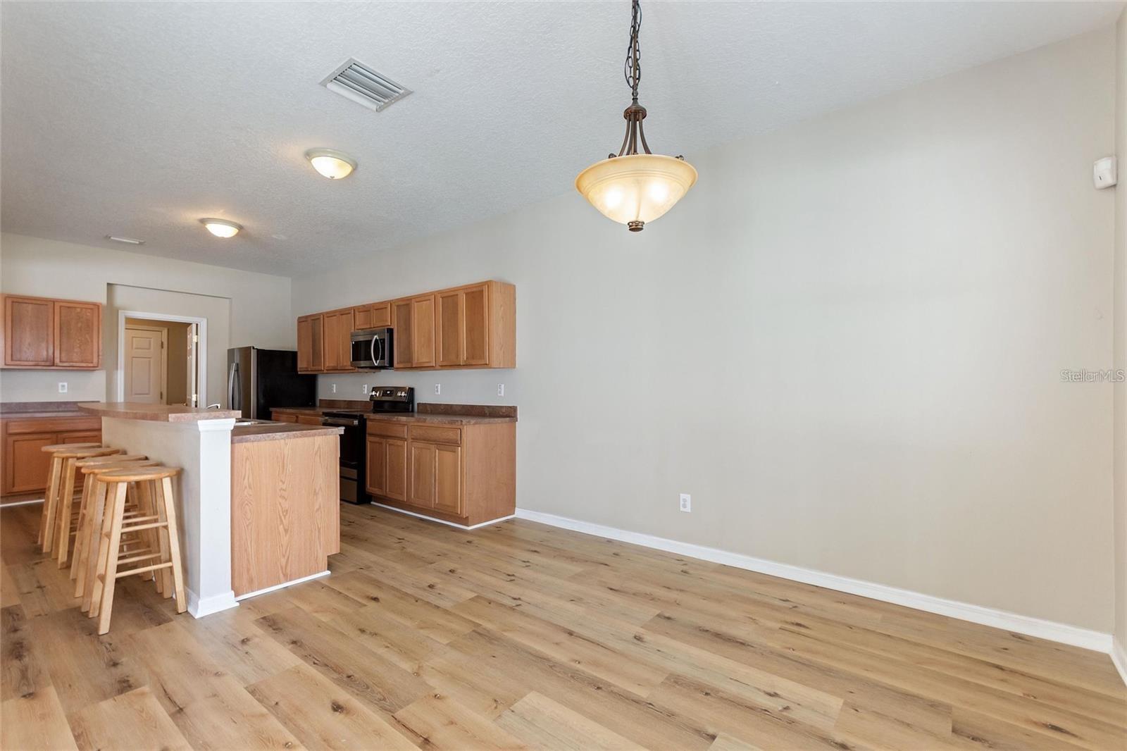 LEGACY PARK PH 02 - Residential Lease