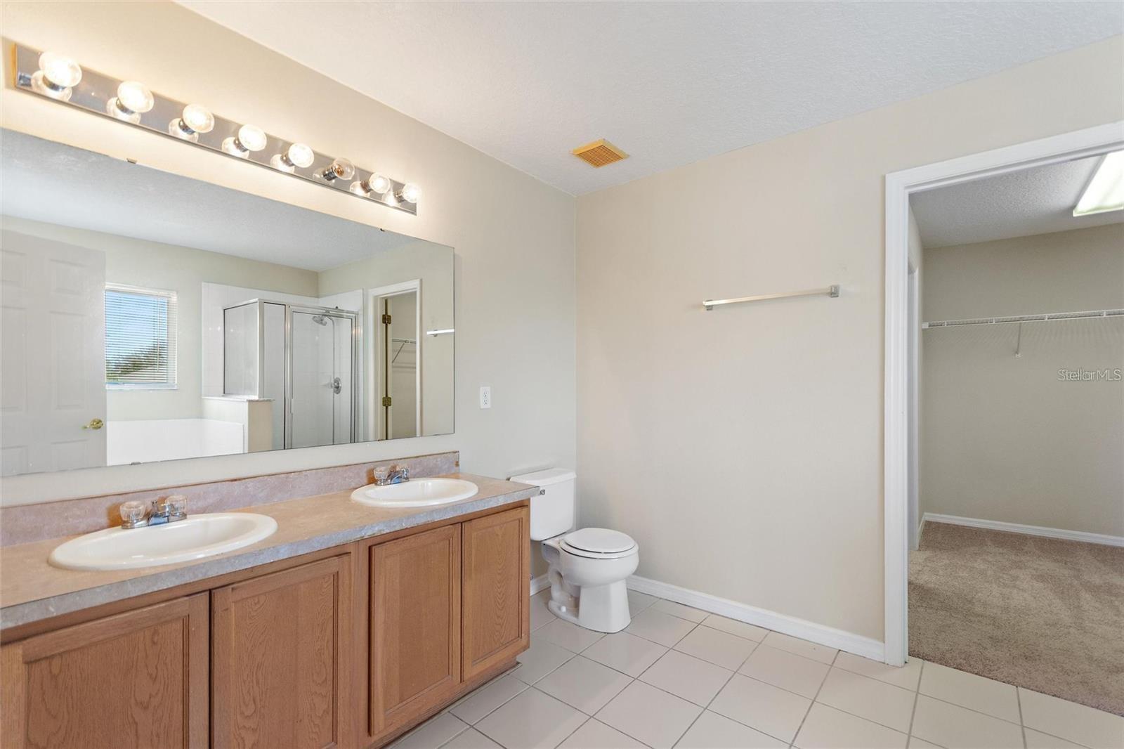 LEGACY PARK PH 02 - Residential Lease