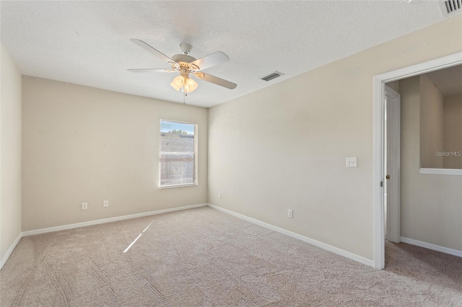 LEGACY PARK PH 02 - Residential Lease