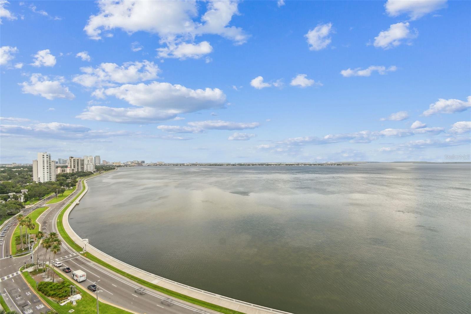 RITZ CARLTON RESIDENCES - Residential Lease