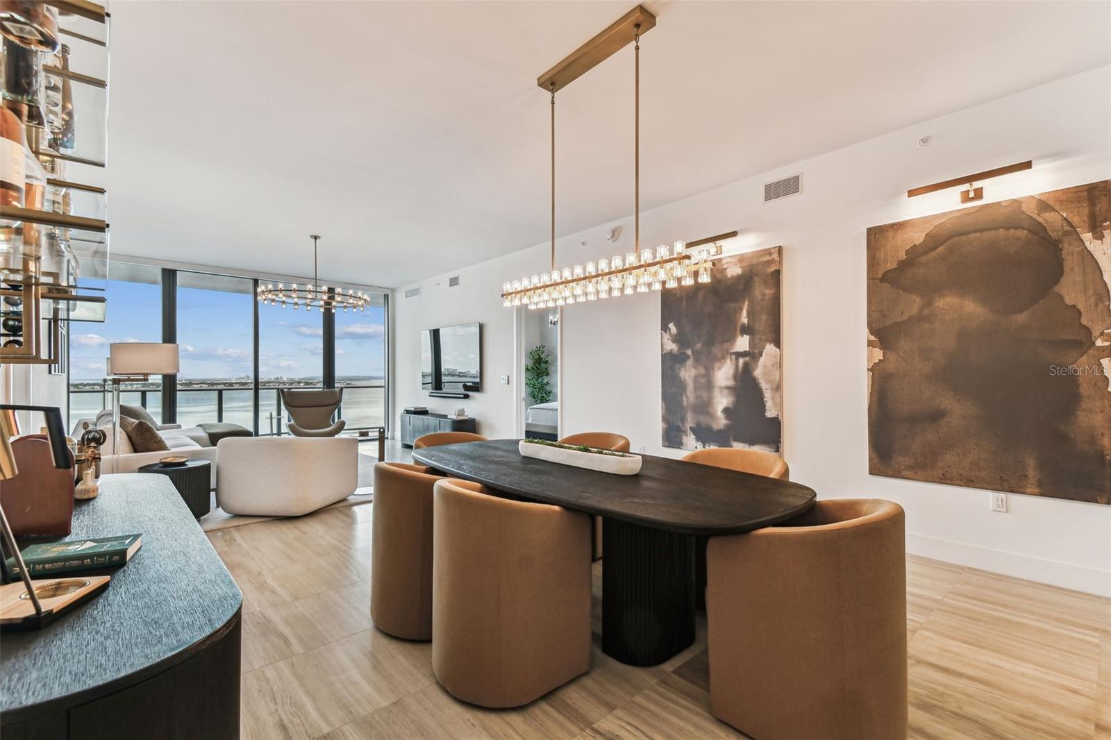 RITZ CARLTON RESIDENCES - Residential Lease